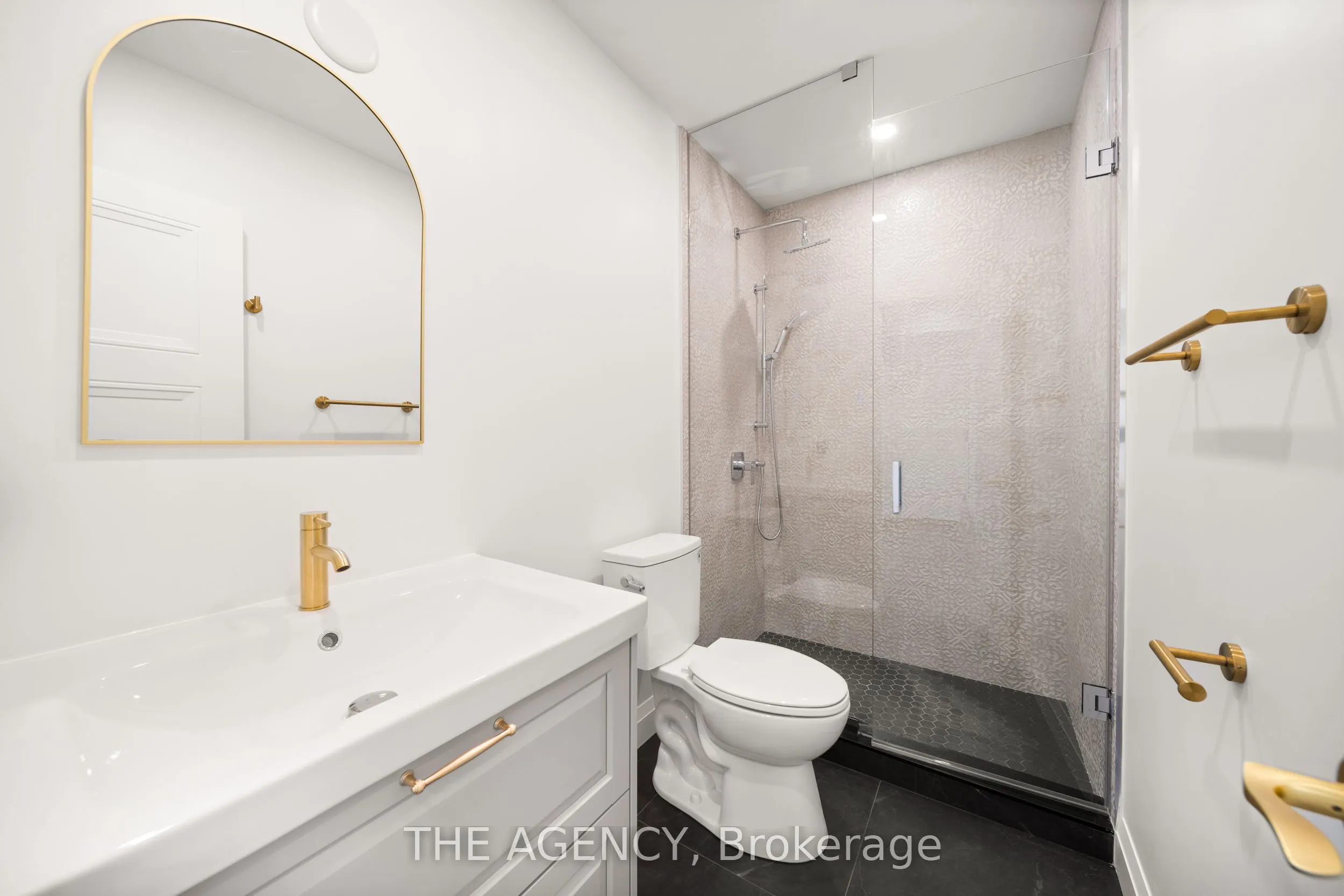 153 Main Street E, #1