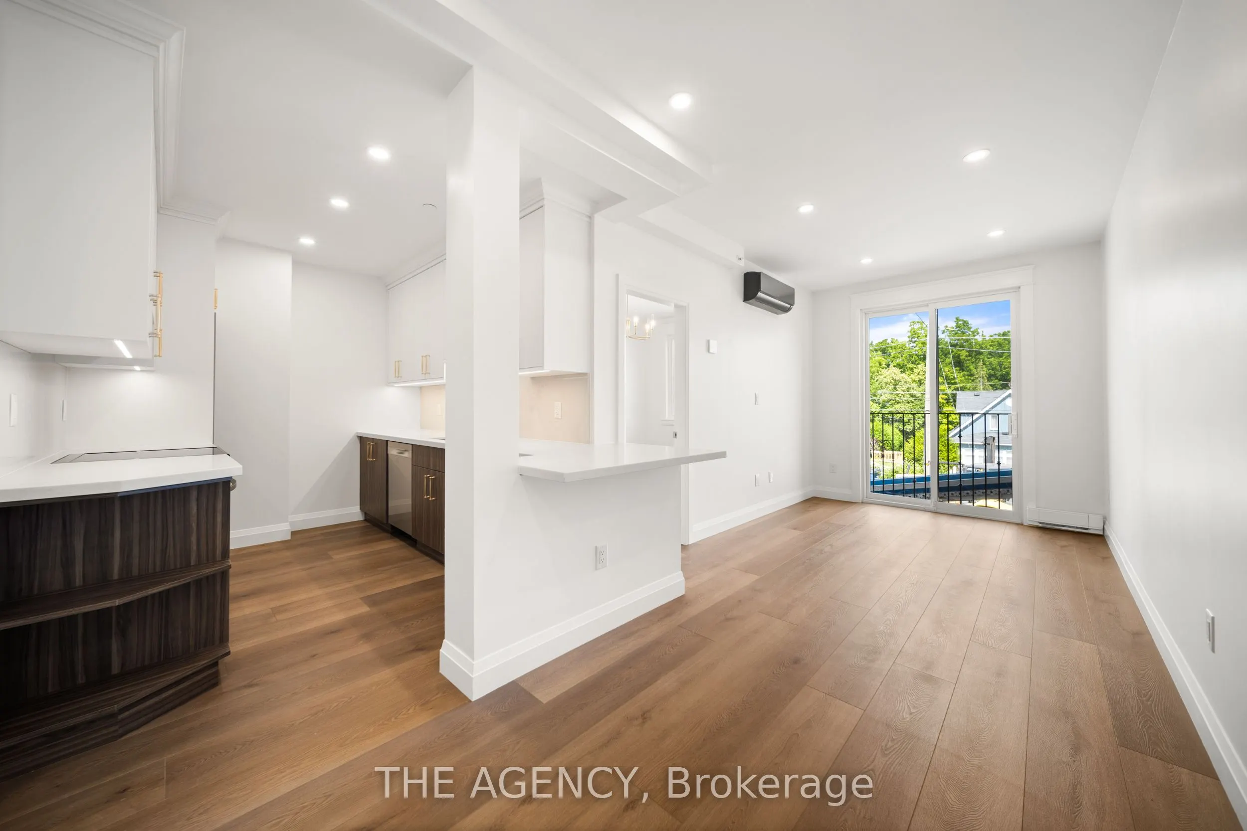 153 Main Street E, #1