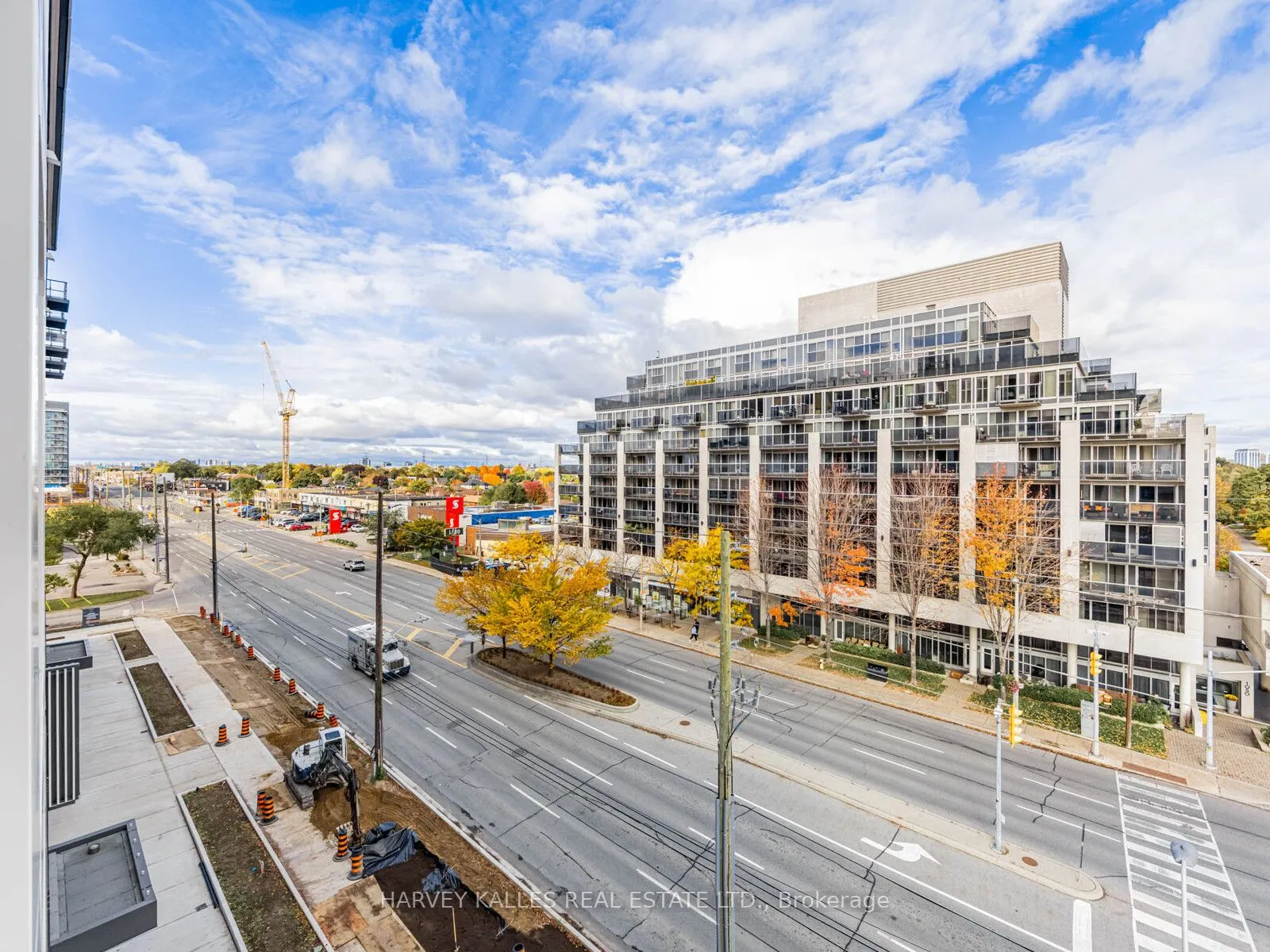 1037 The Queensway, #425