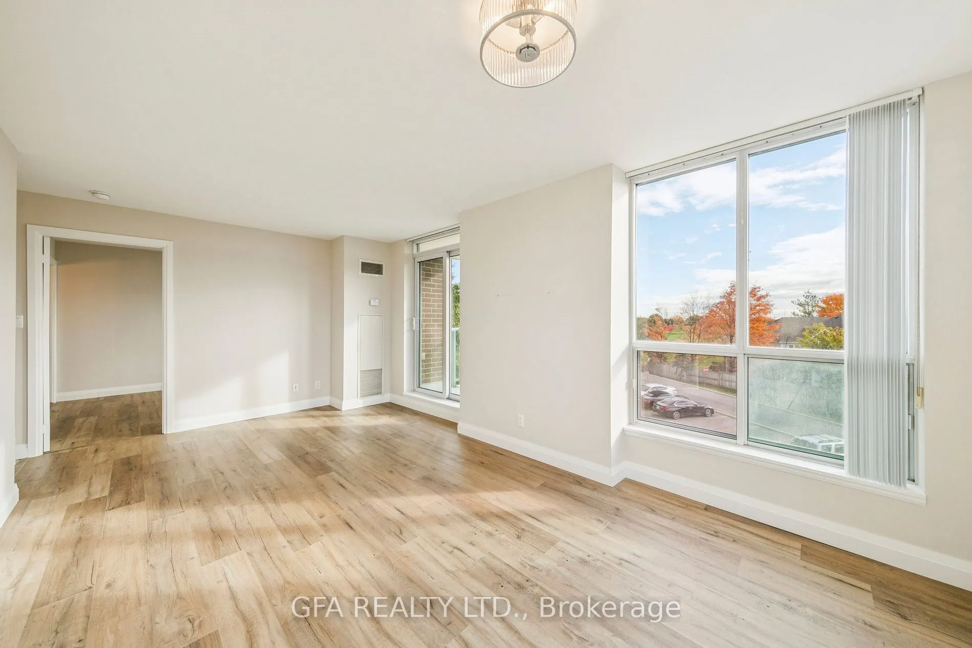 4879 Kimbermount Avenue, #308