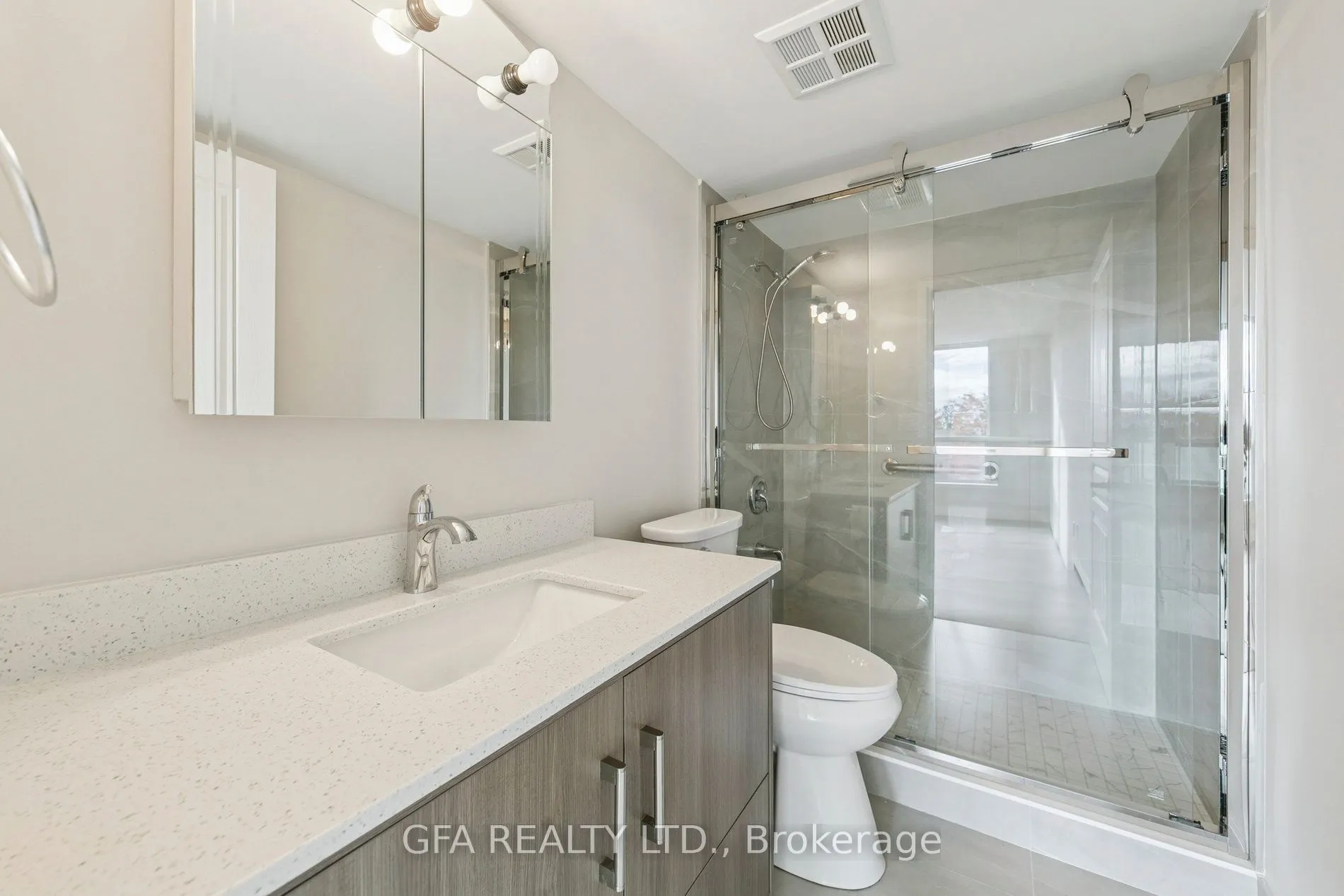 4879 Kimbermount Avenue, #308