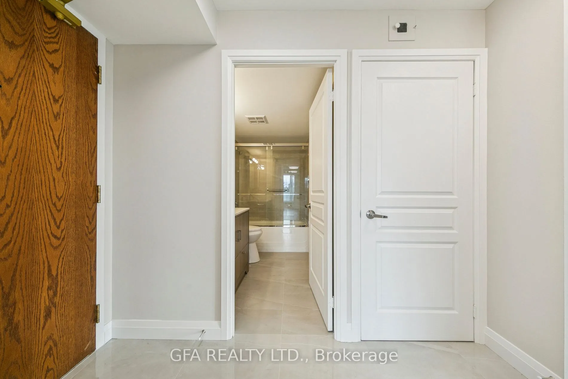 4879 Kimbermount Avenue, #308