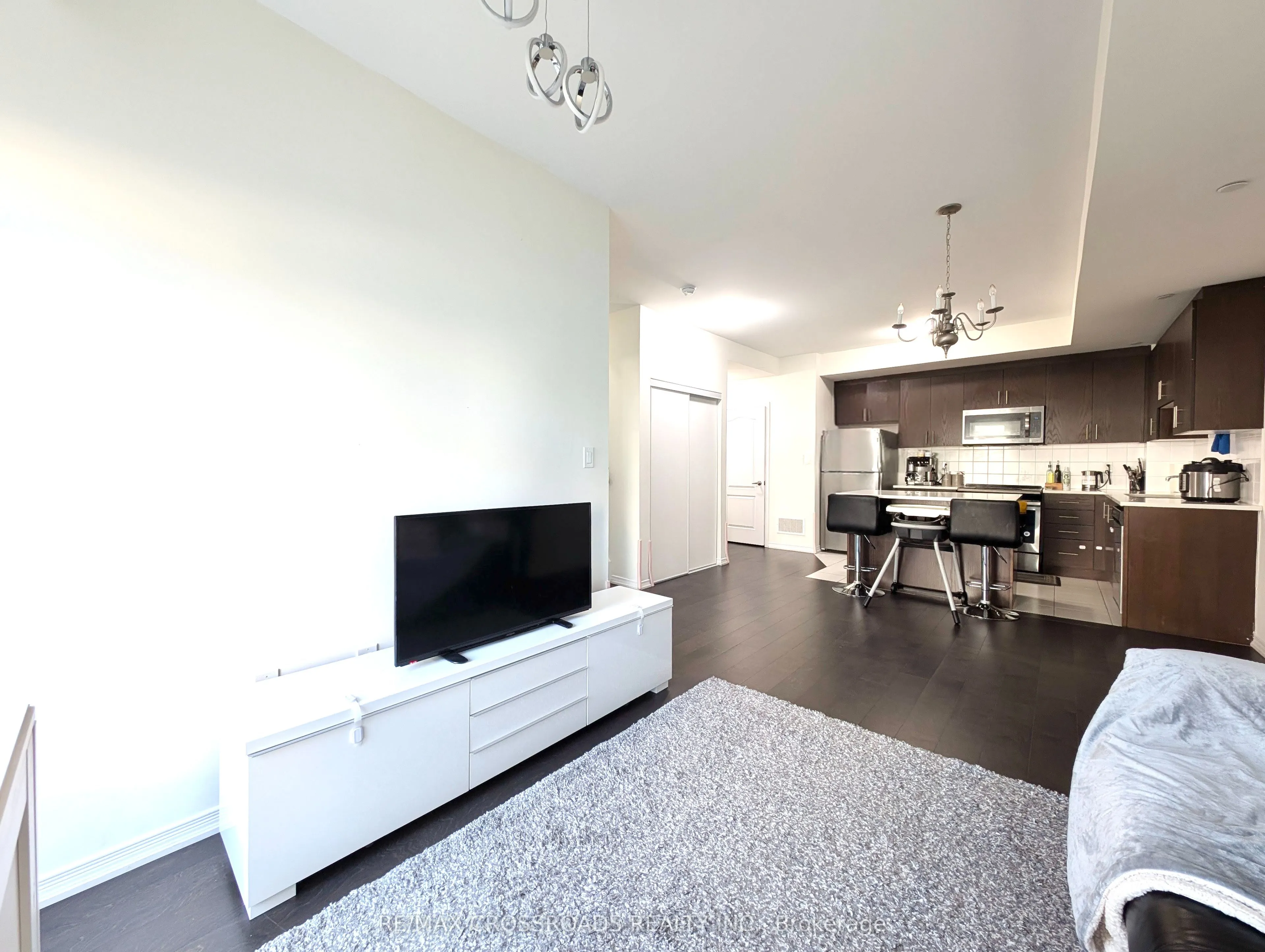 19 Applewood Lane, #244