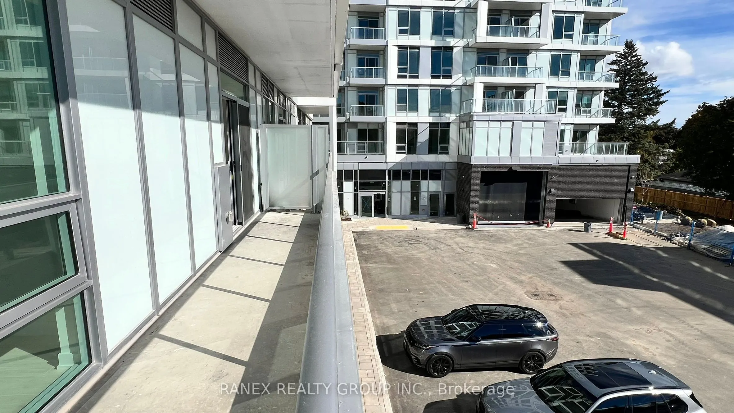 500 Plains Road E, #206