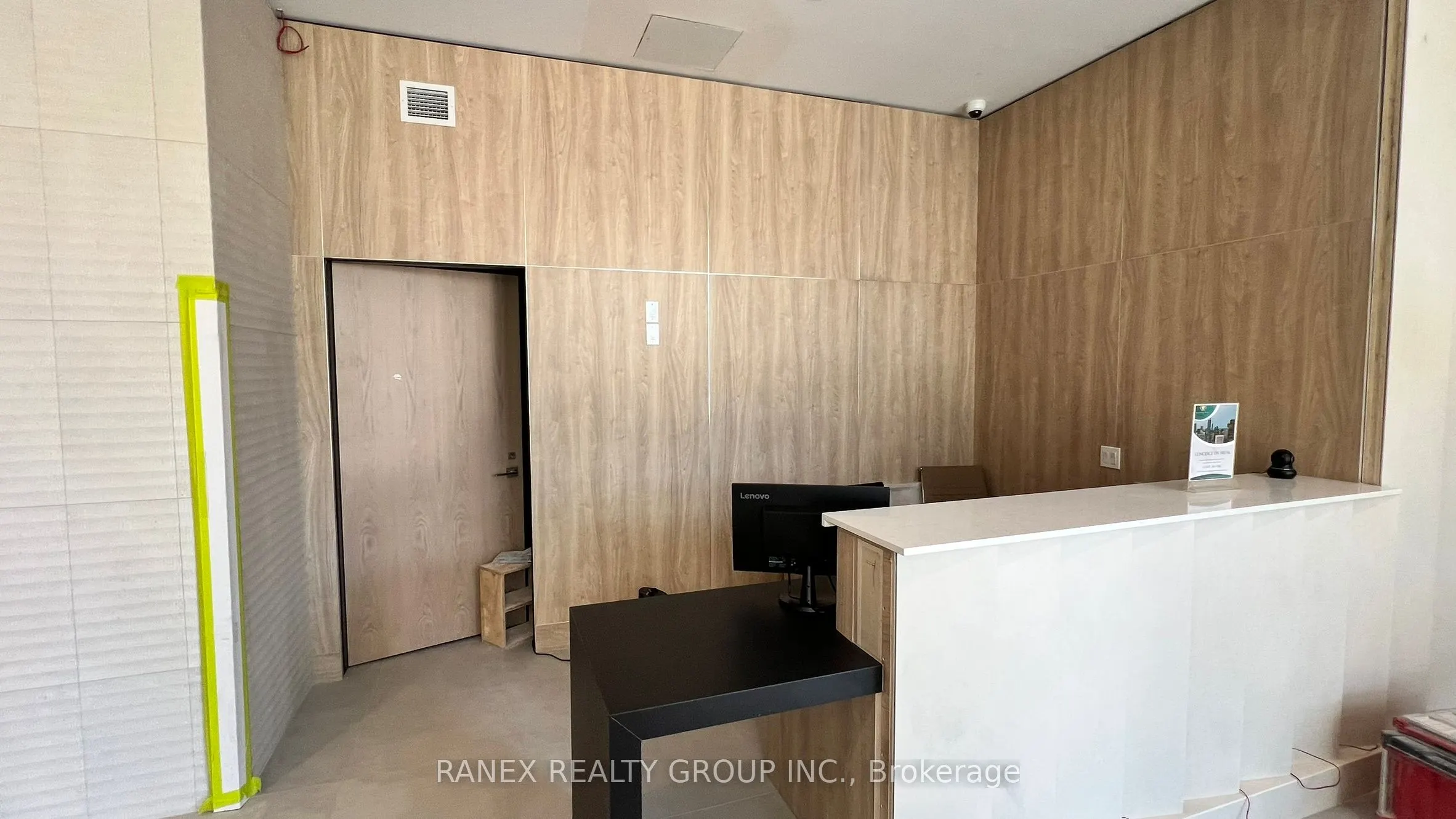 500 Plains Road E, #206