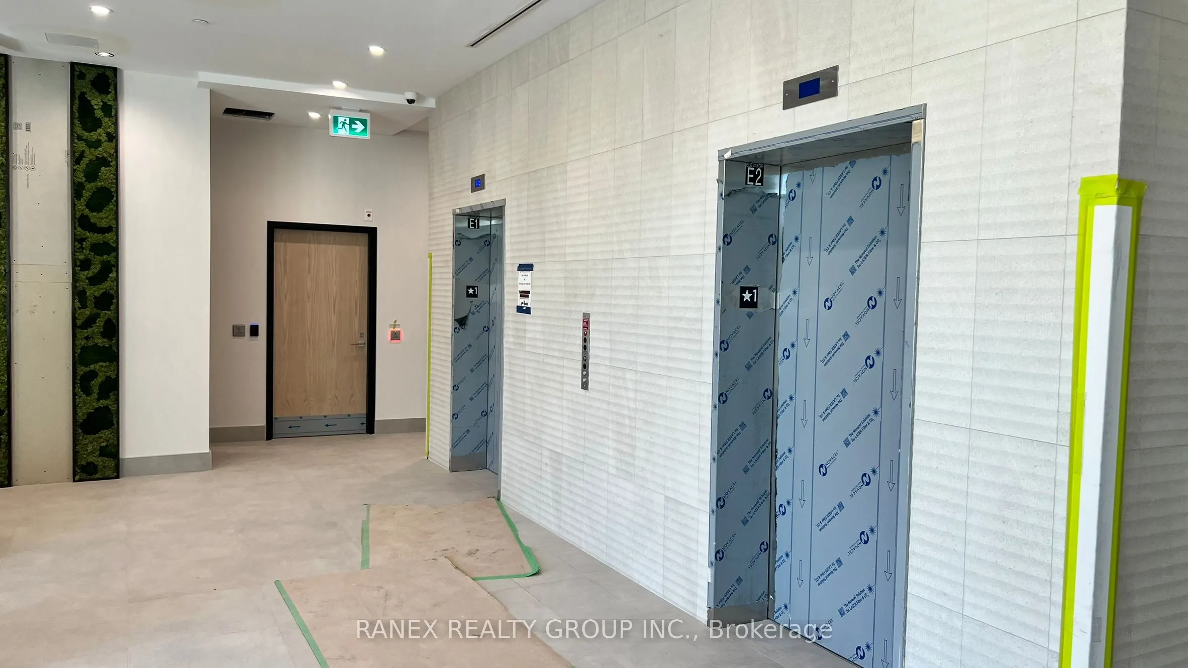 500 Plains Road E, #206