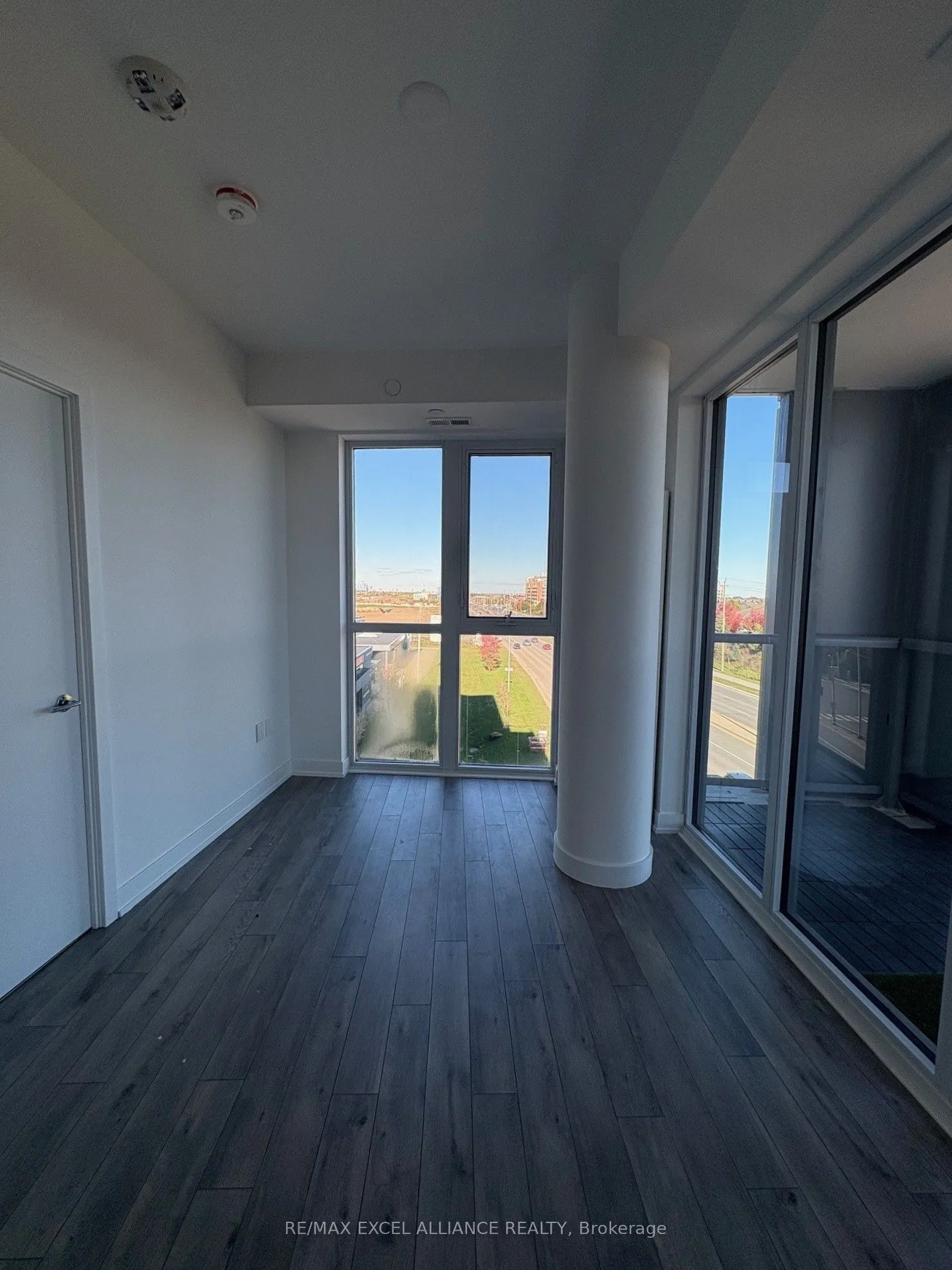 1005 Dundas Street E, #620