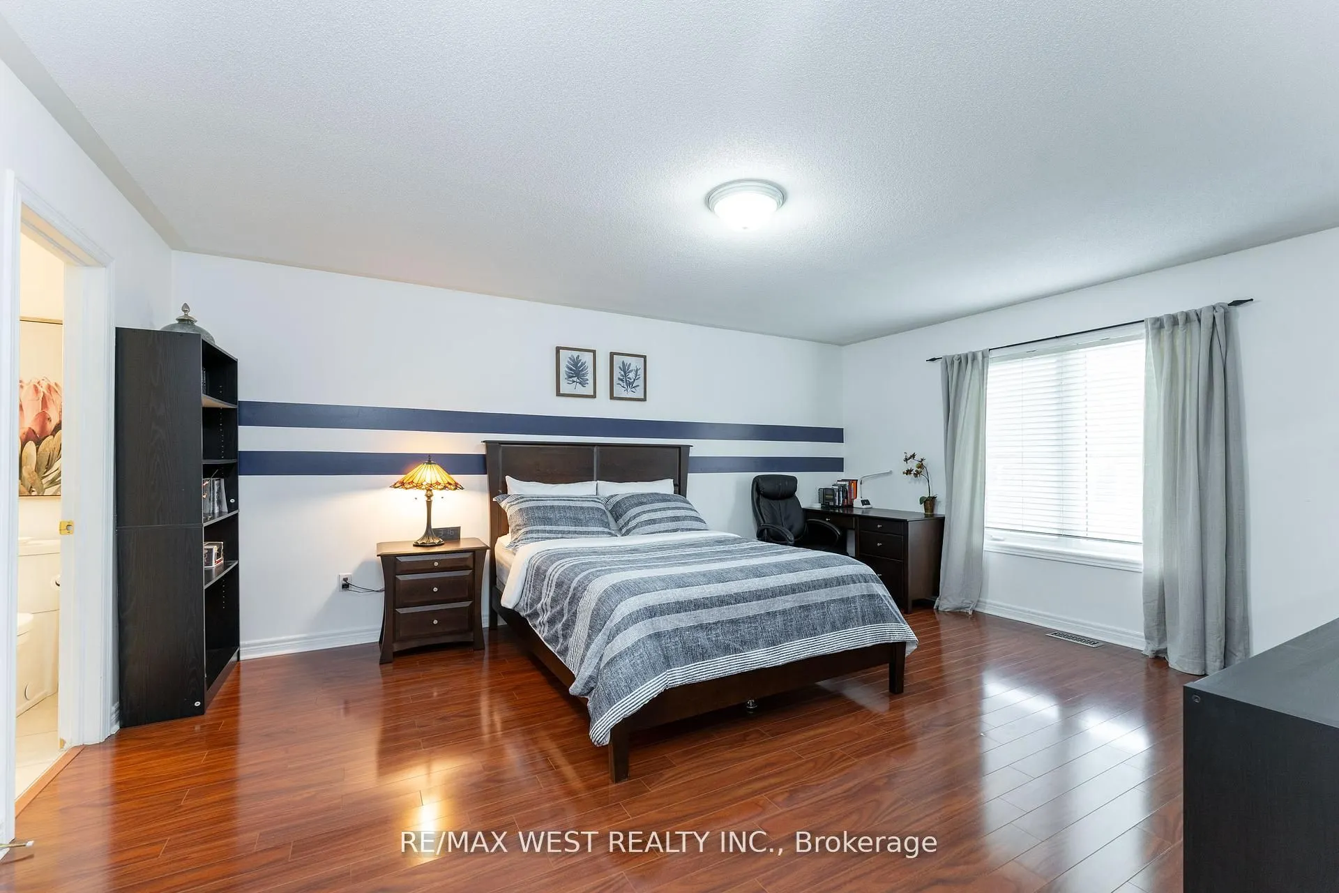 8 Yellow Avens Boulevard