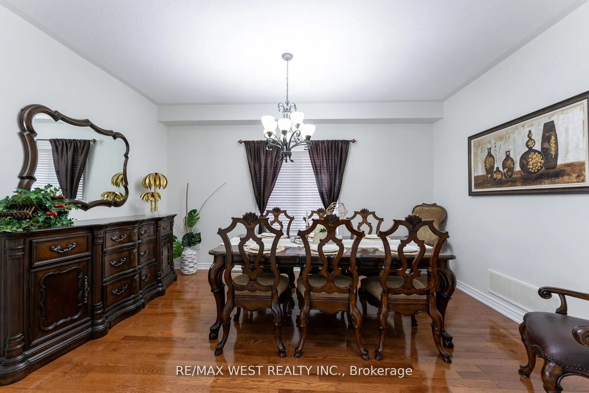 8 Yellow Avens Boulevard