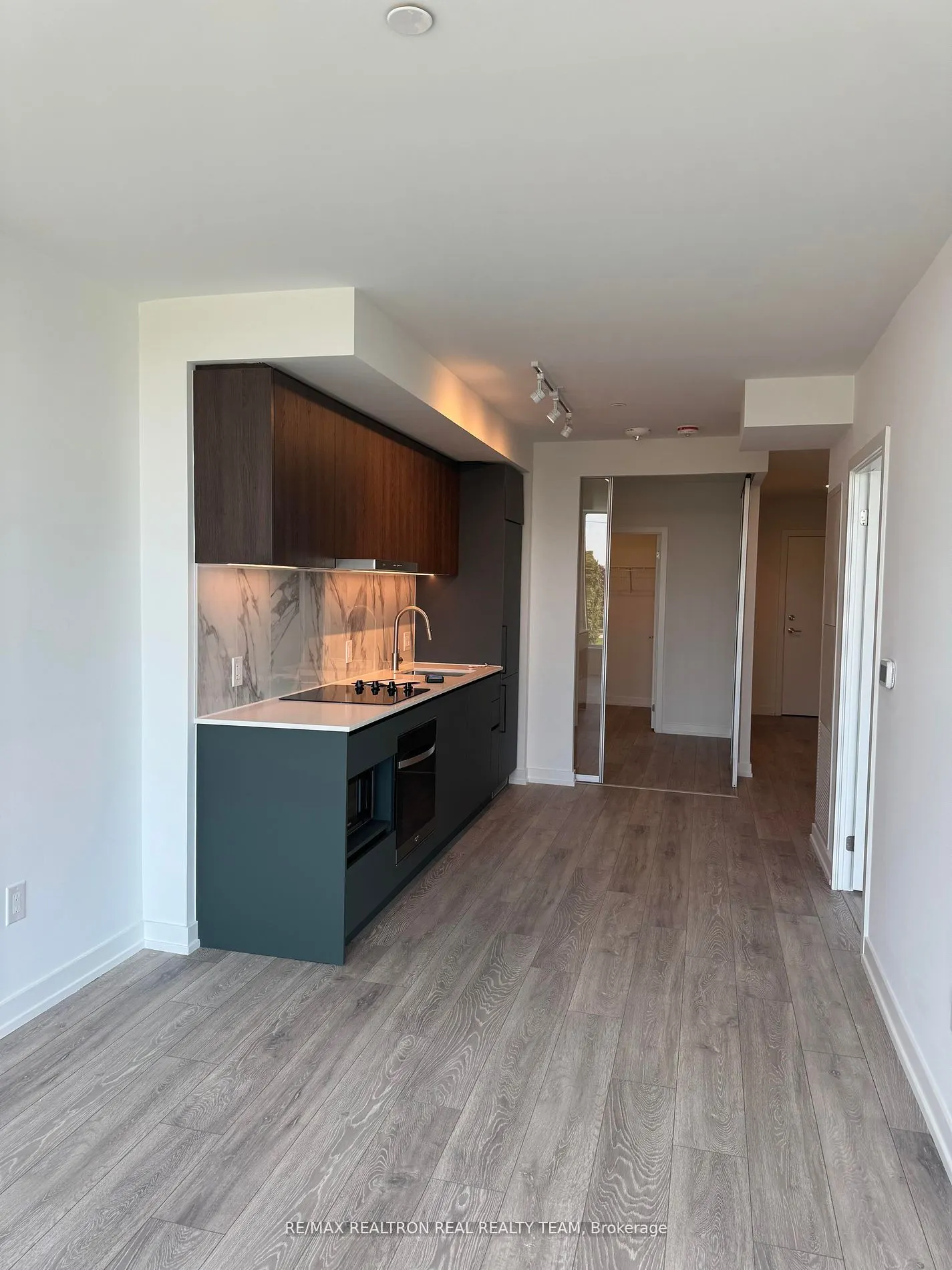 1100 Sheppard Avenue W, #325