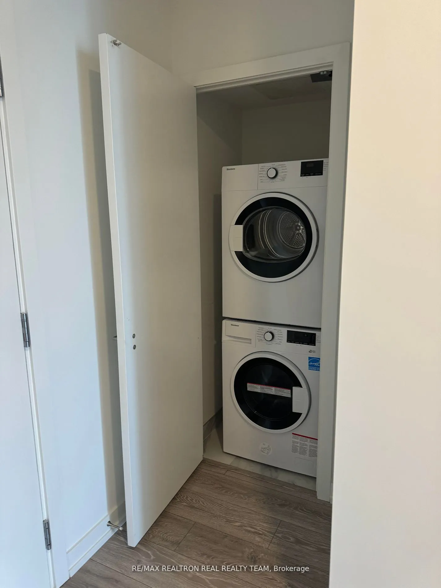 1100 Sheppard Avenue W, #325