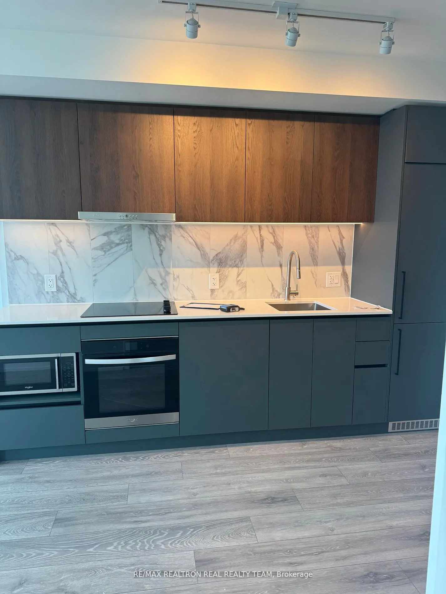 1100 Sheppard Avenue W, #325