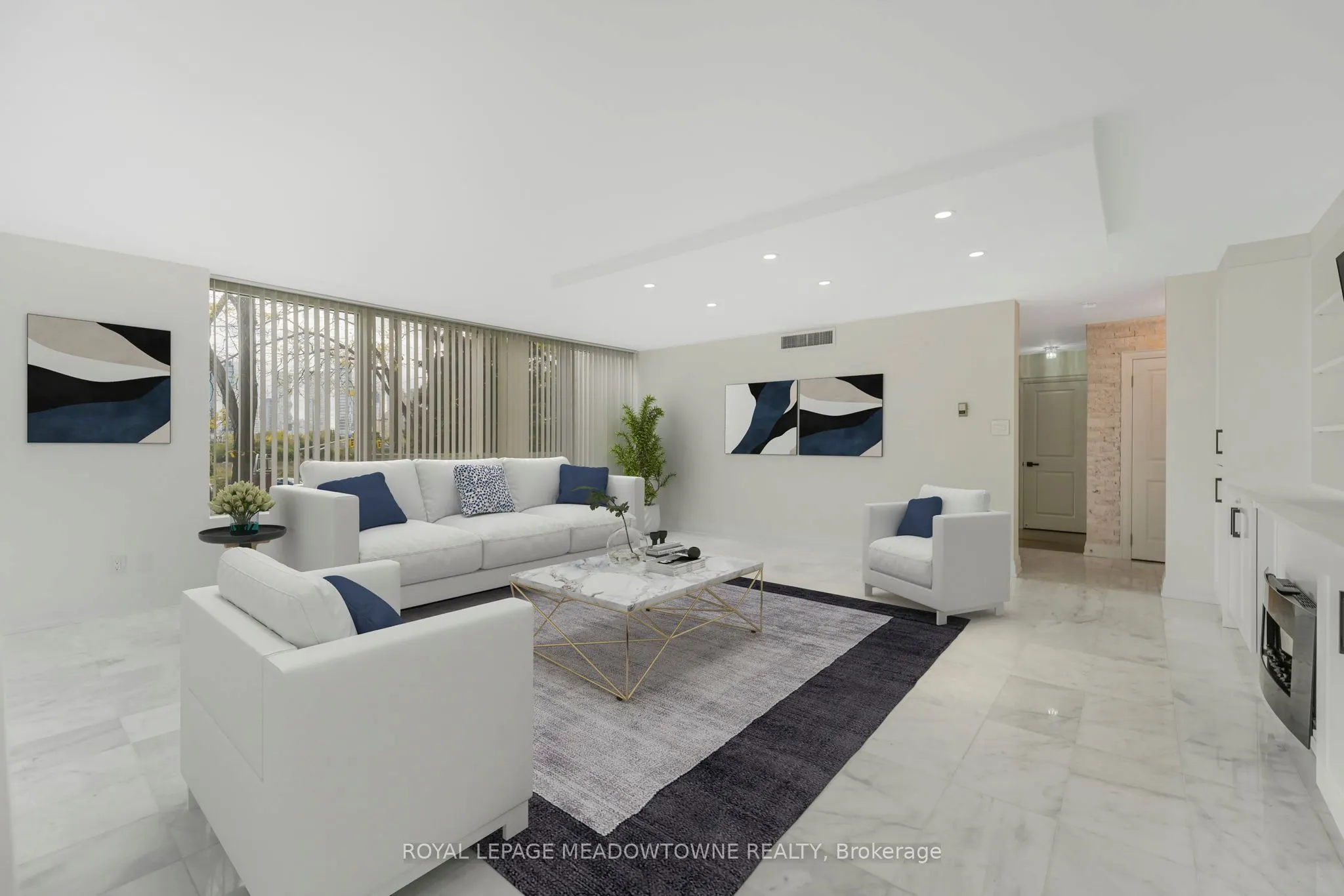 4235 Sherwoodtowne Boulevard E, #204