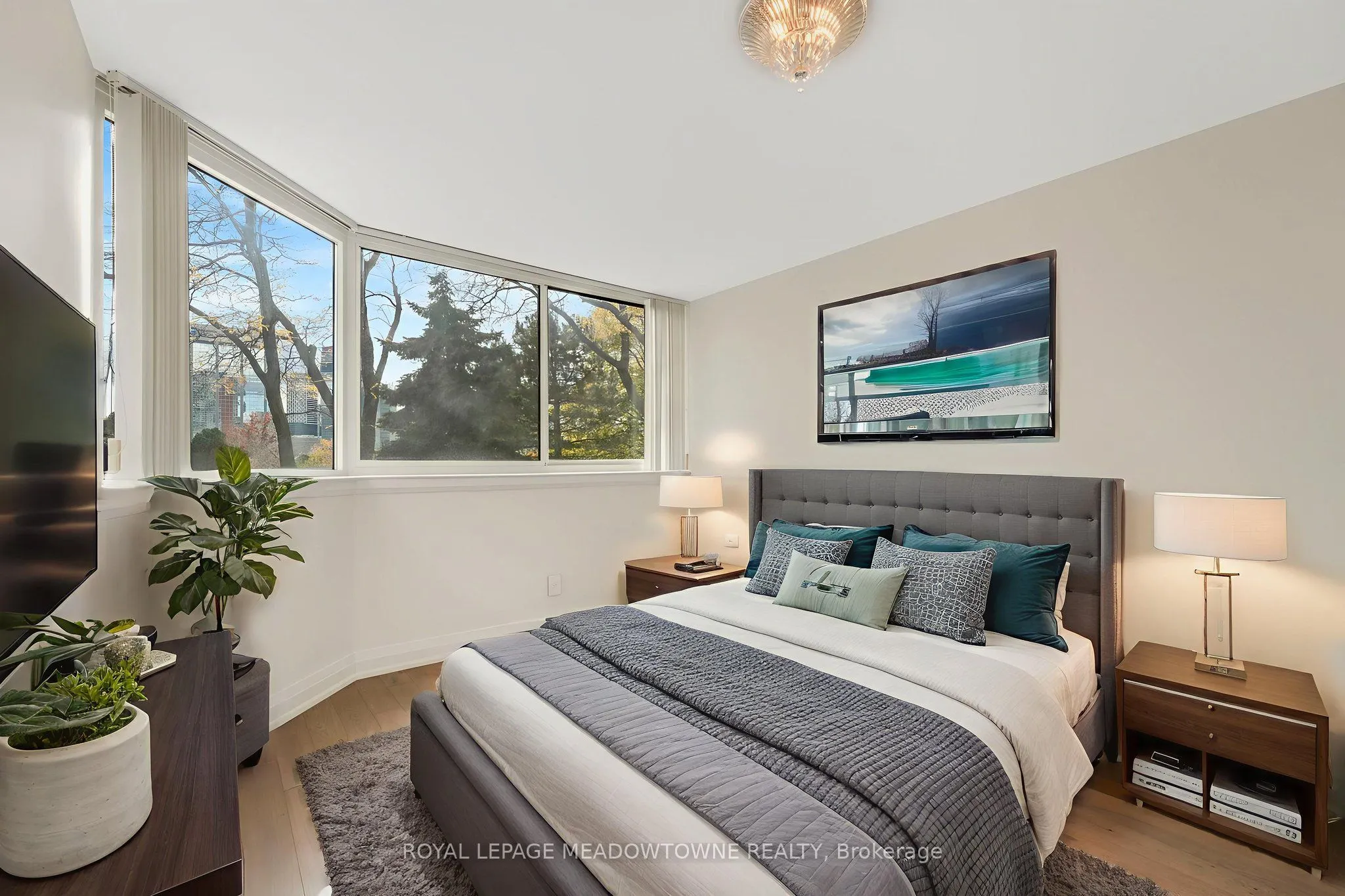 4235 Sherwoodtowne Boulevard E, #204