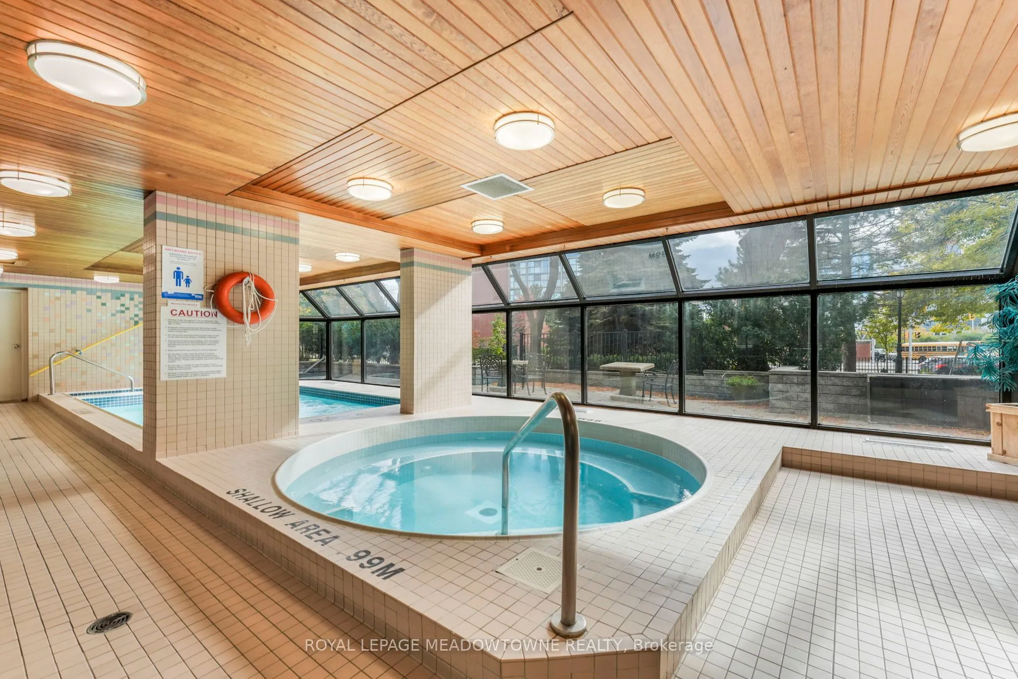 4235 Sherwoodtowne Boulevard E, #204