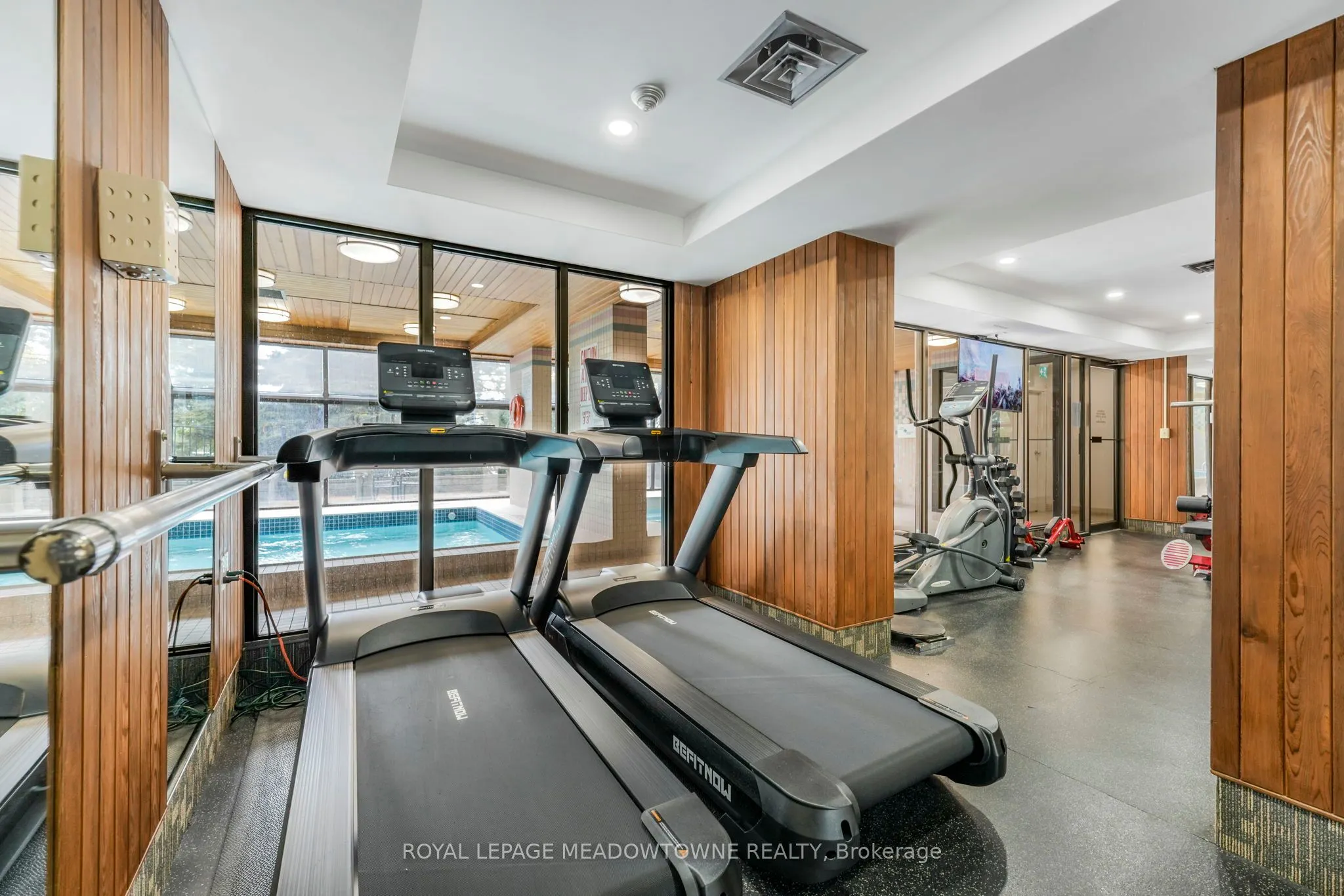 4235 Sherwoodtowne Boulevard E, #204