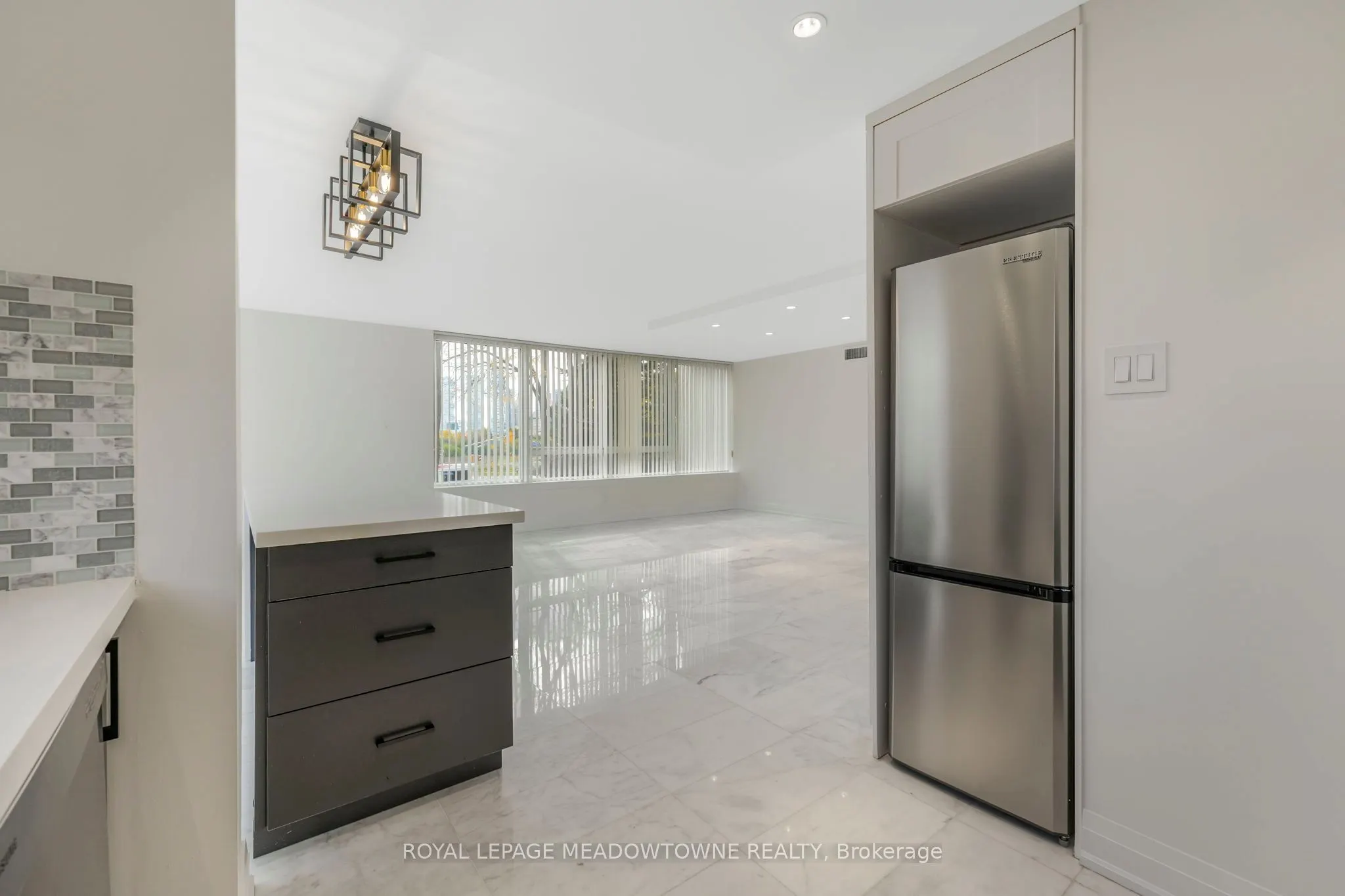 4235 Sherwoodtowne Boulevard E, #204