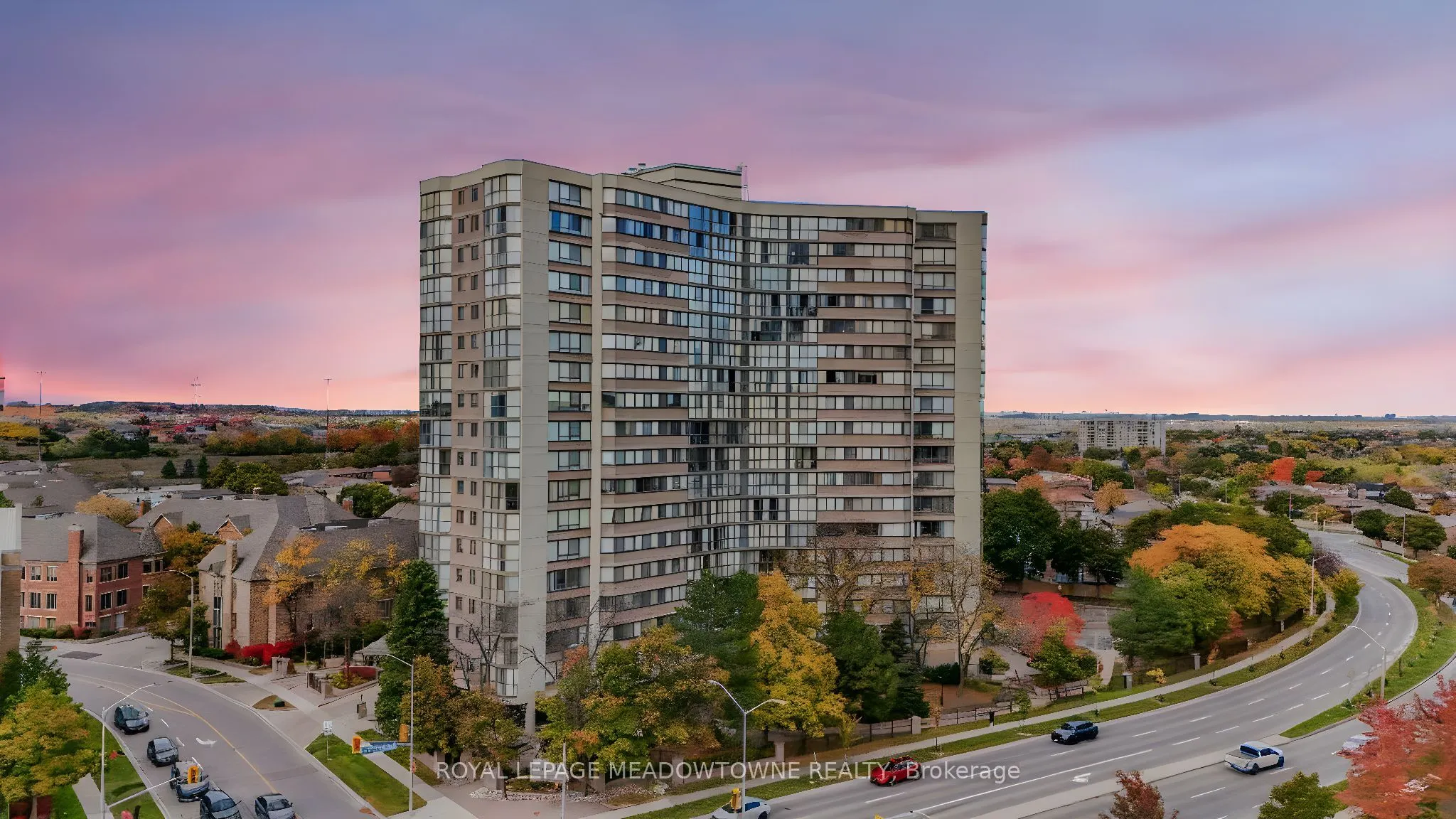 4235 Sherwoodtowne Boulevard E, #204