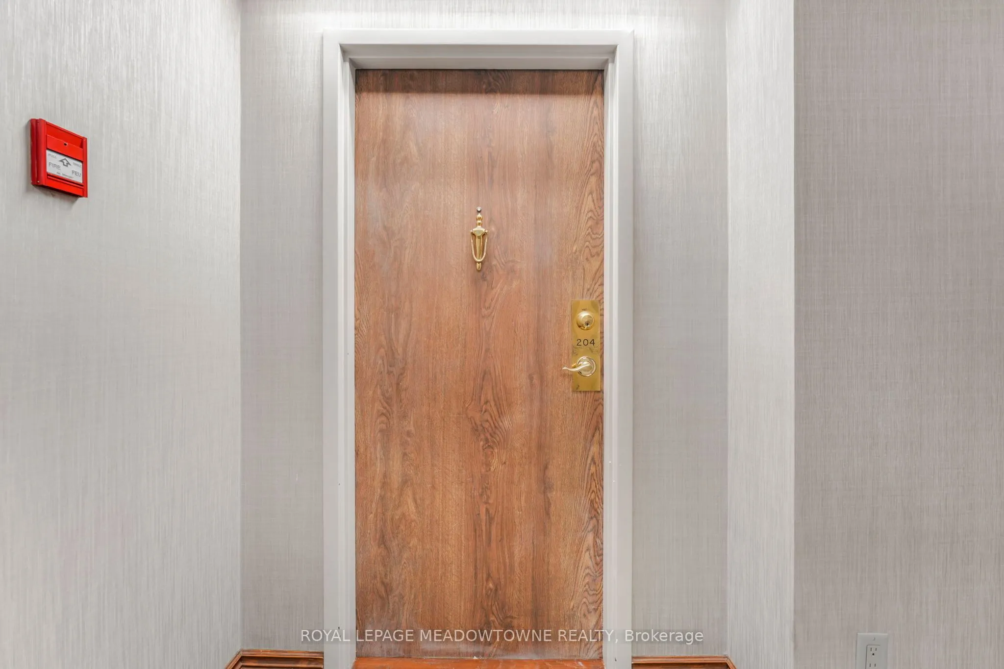 4235 Sherwoodtowne Boulevard E, #204