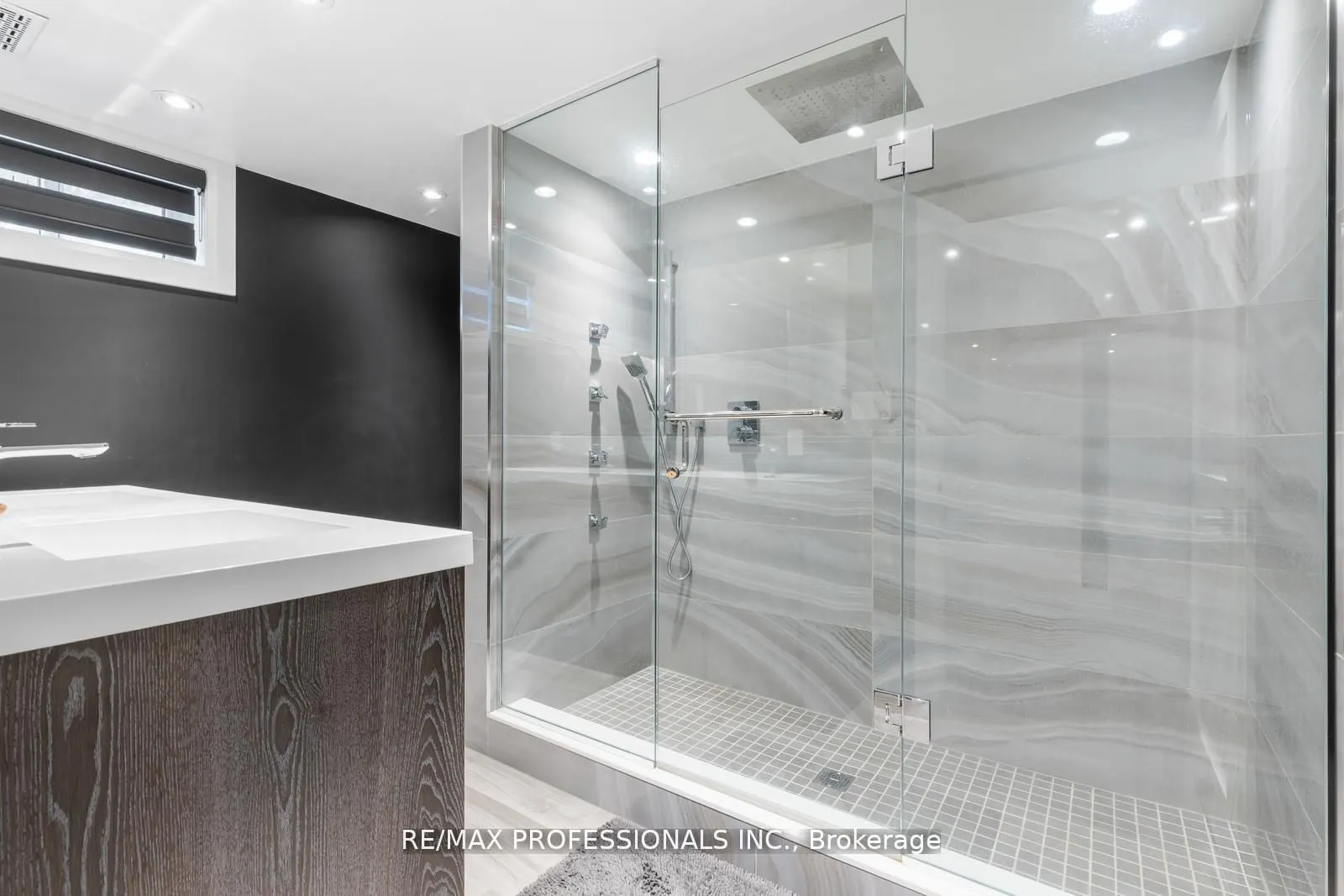 20 Bradbury Crescent