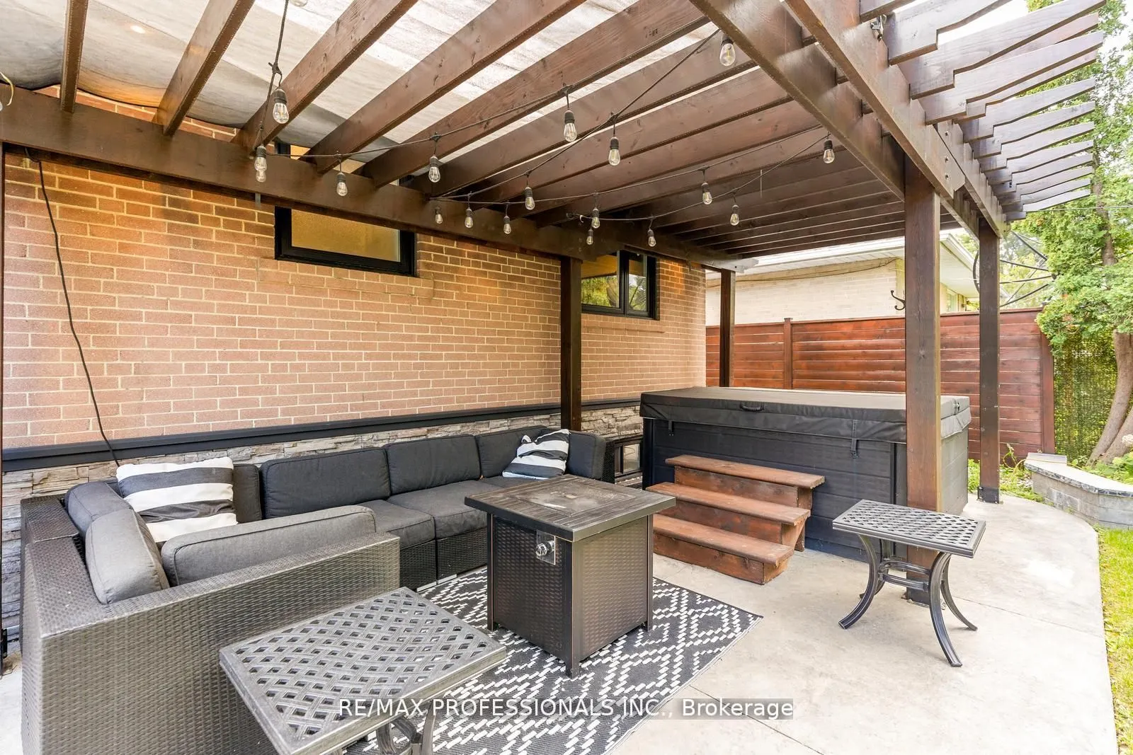 20 Bradbury Crescent