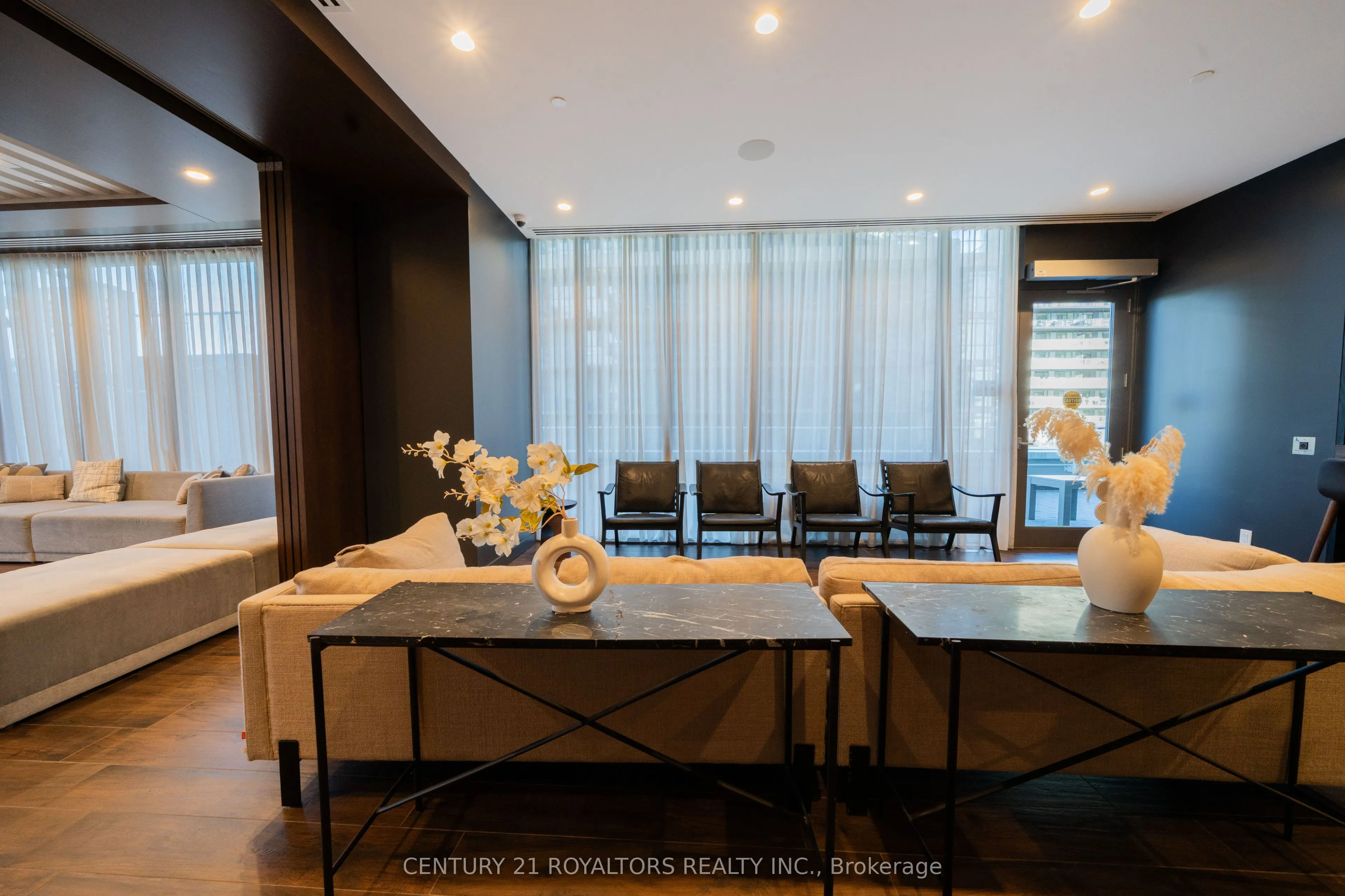 70 Annie Craig Drive, #1402