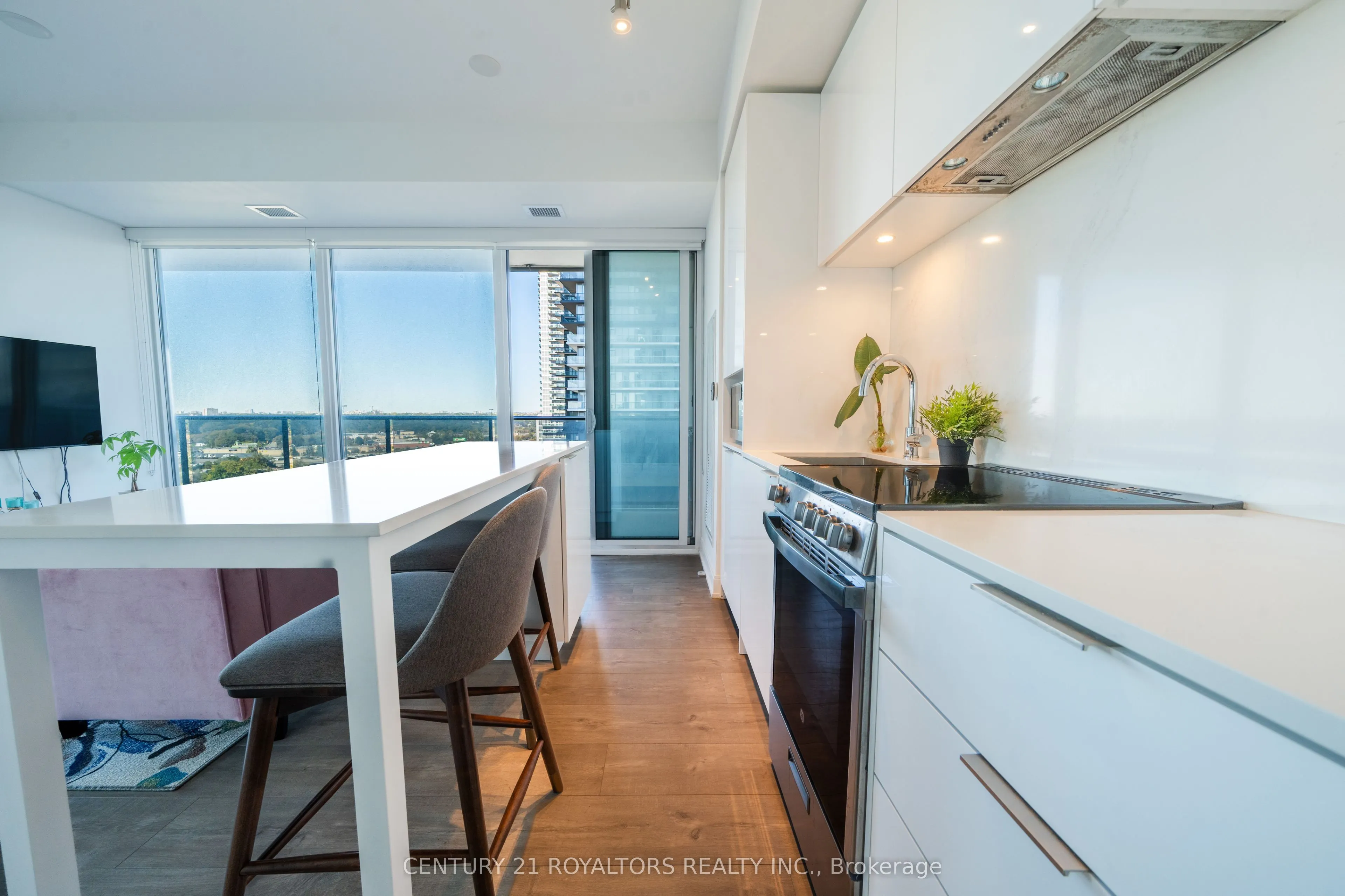 70 Annie Craig Drive, #1402