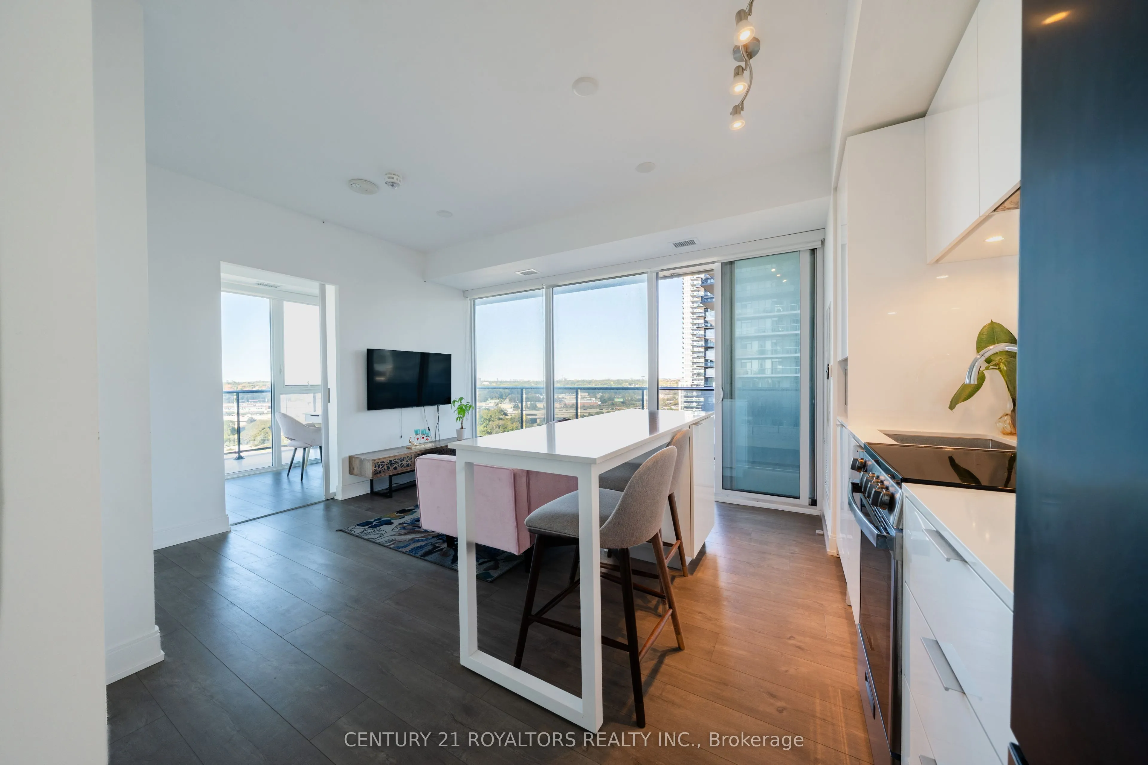 70 Annie Craig Drive, #1402