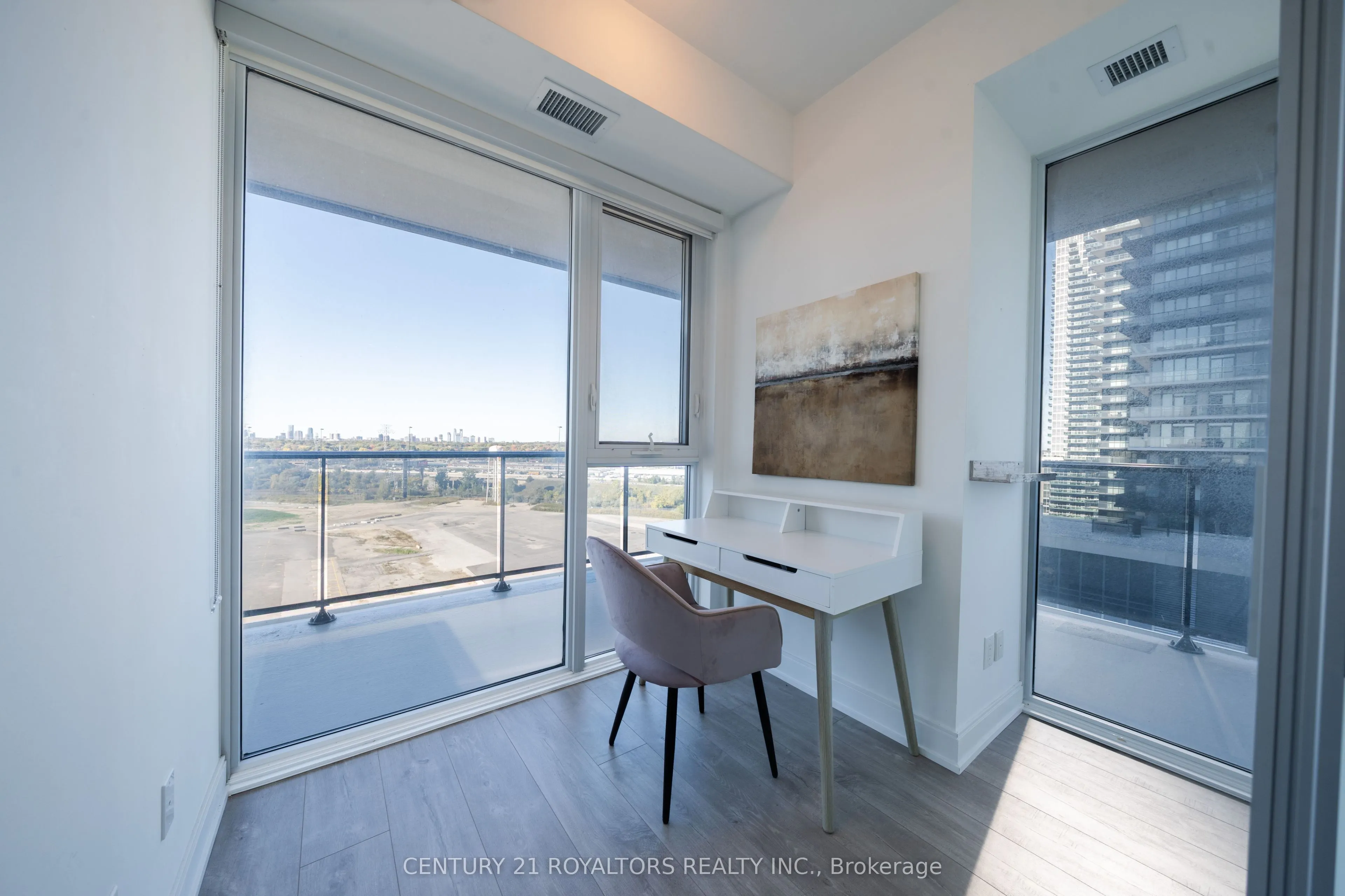 70 Annie Craig Drive, #1402