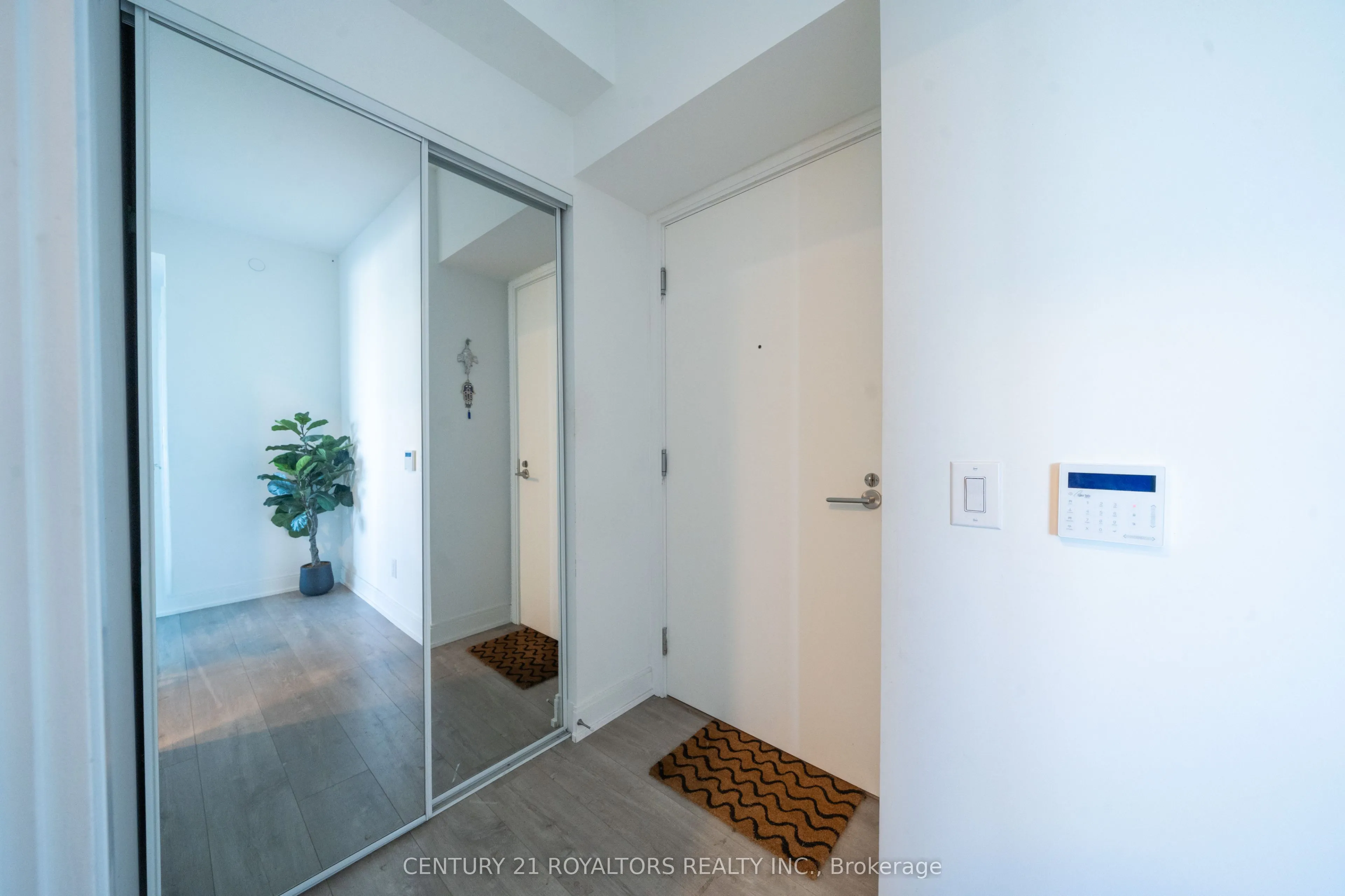 70 Annie Craig Drive, #1402