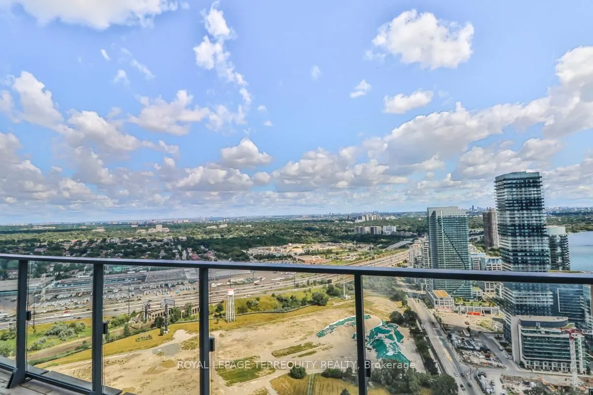 2200 Lake Shore Boulevard W, #Ph07