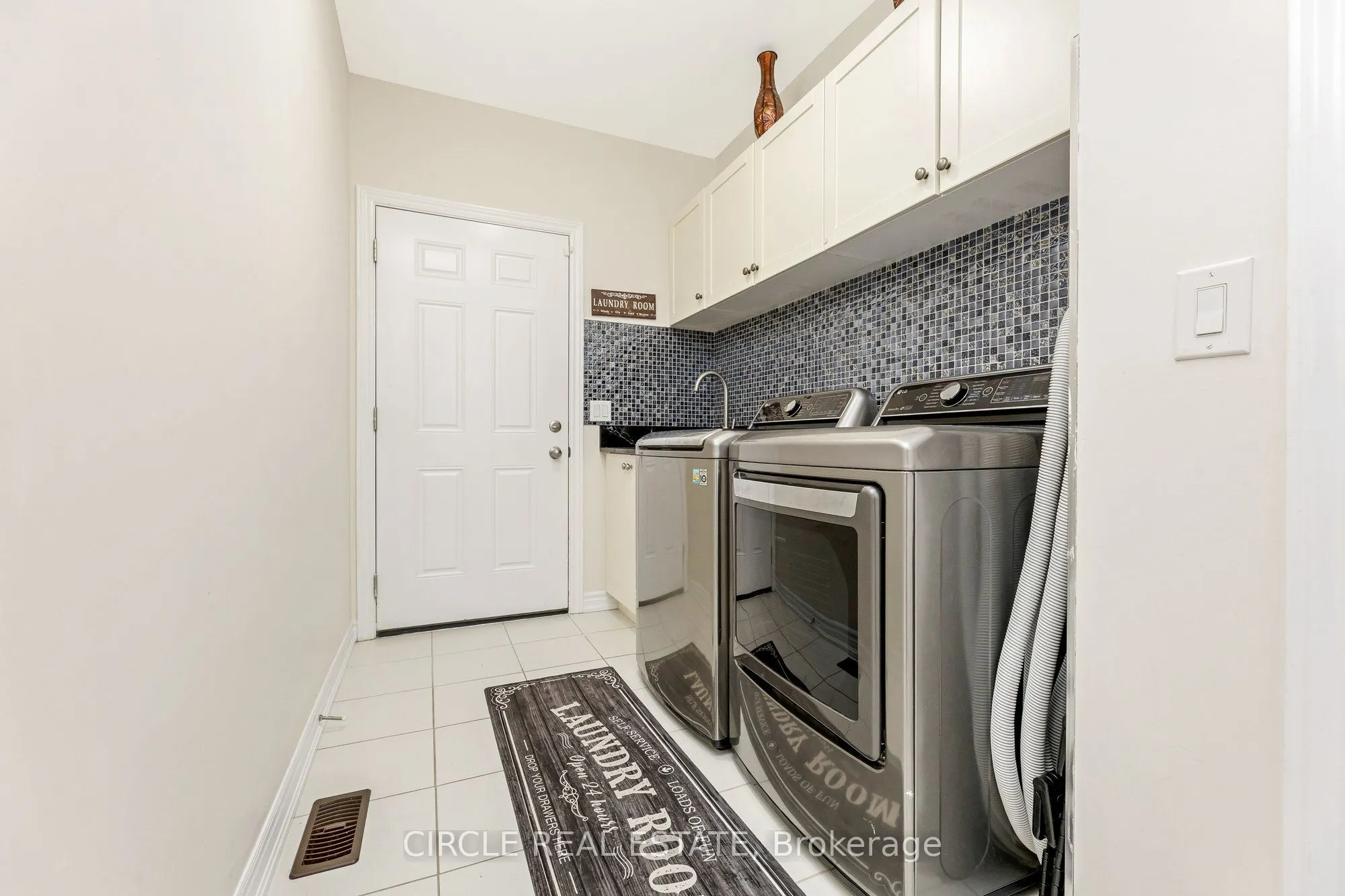 9 Brethby Street, #Above Ground Unit