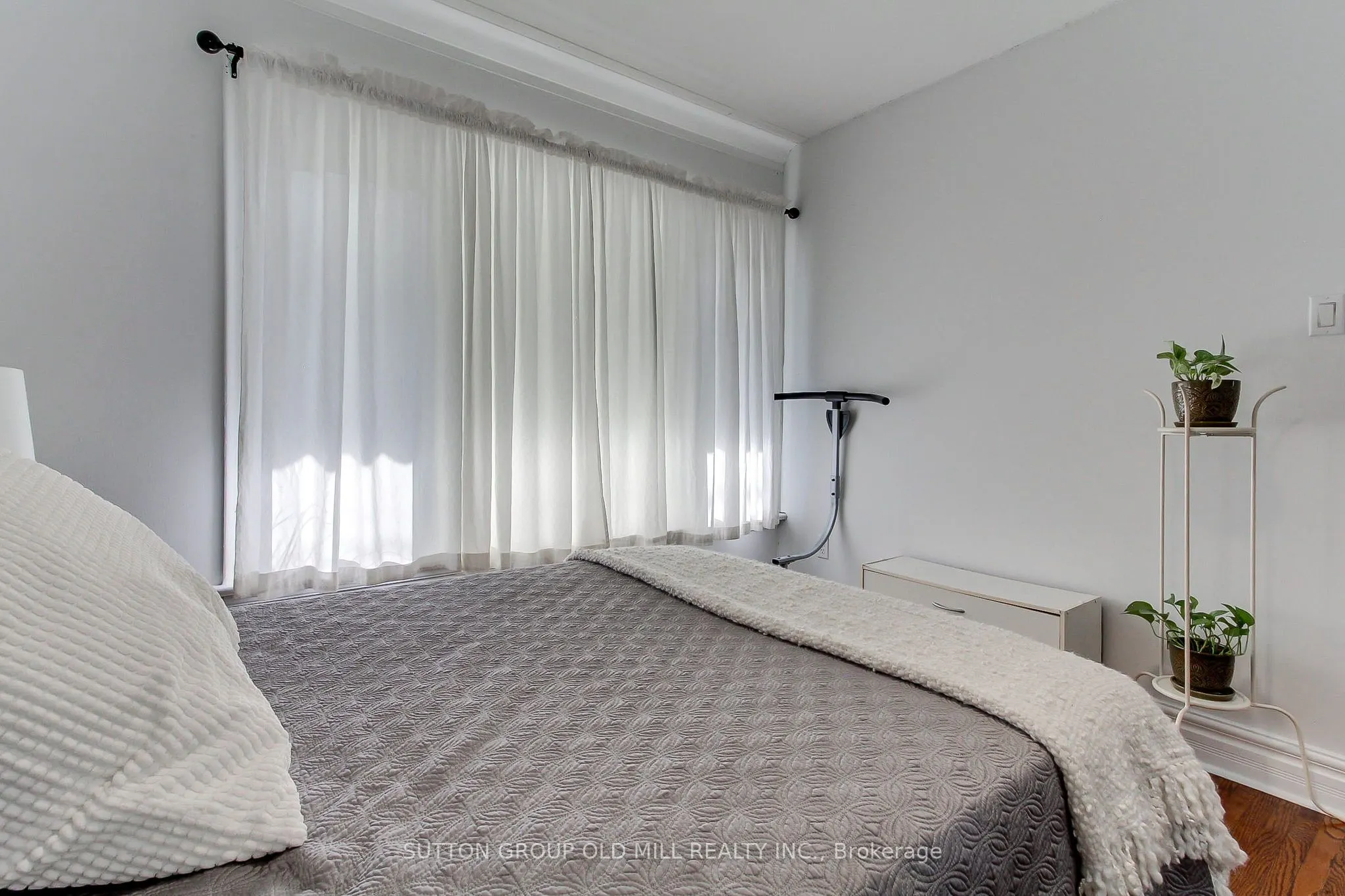 32 Florence Crescent