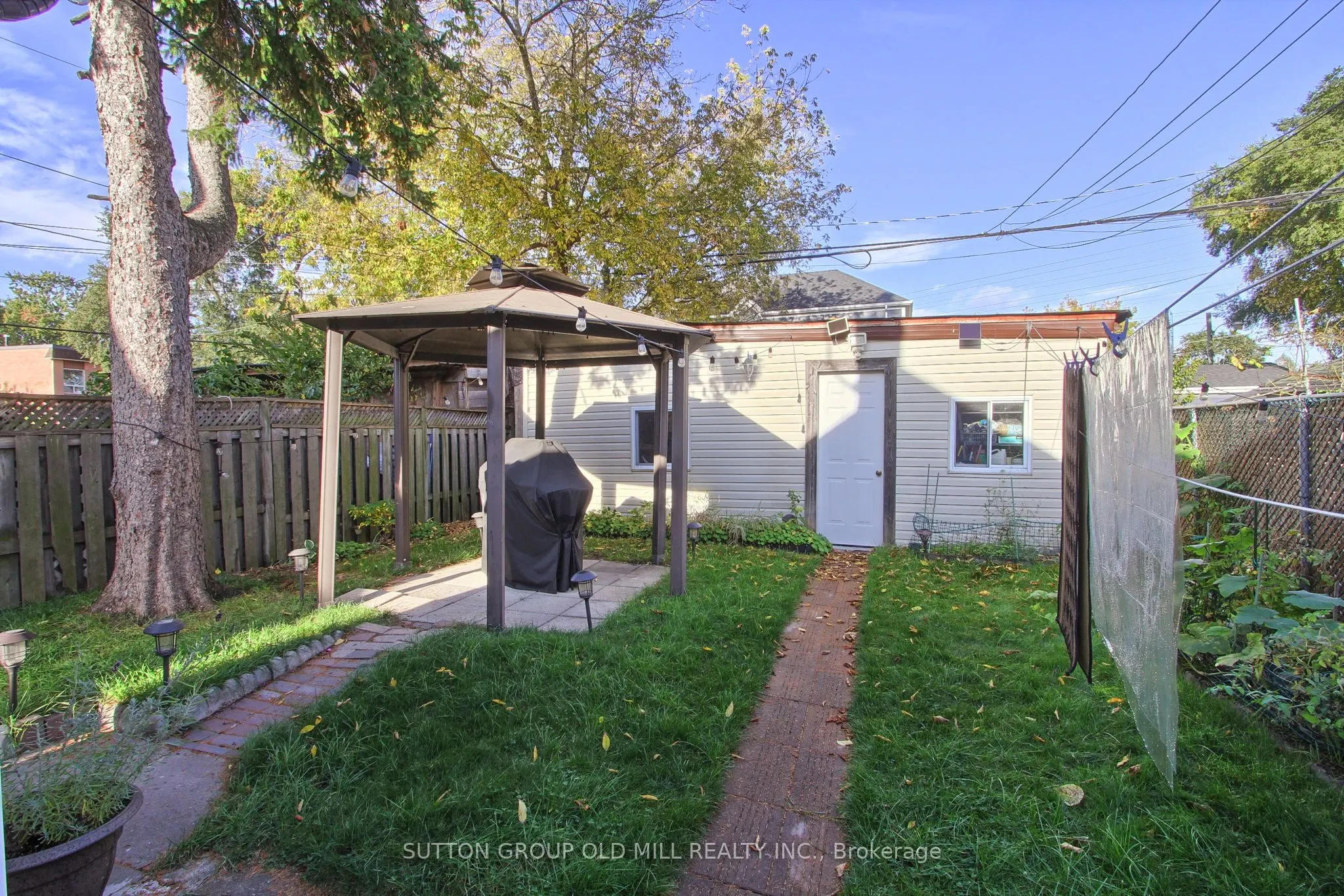 32 Florence Crescent