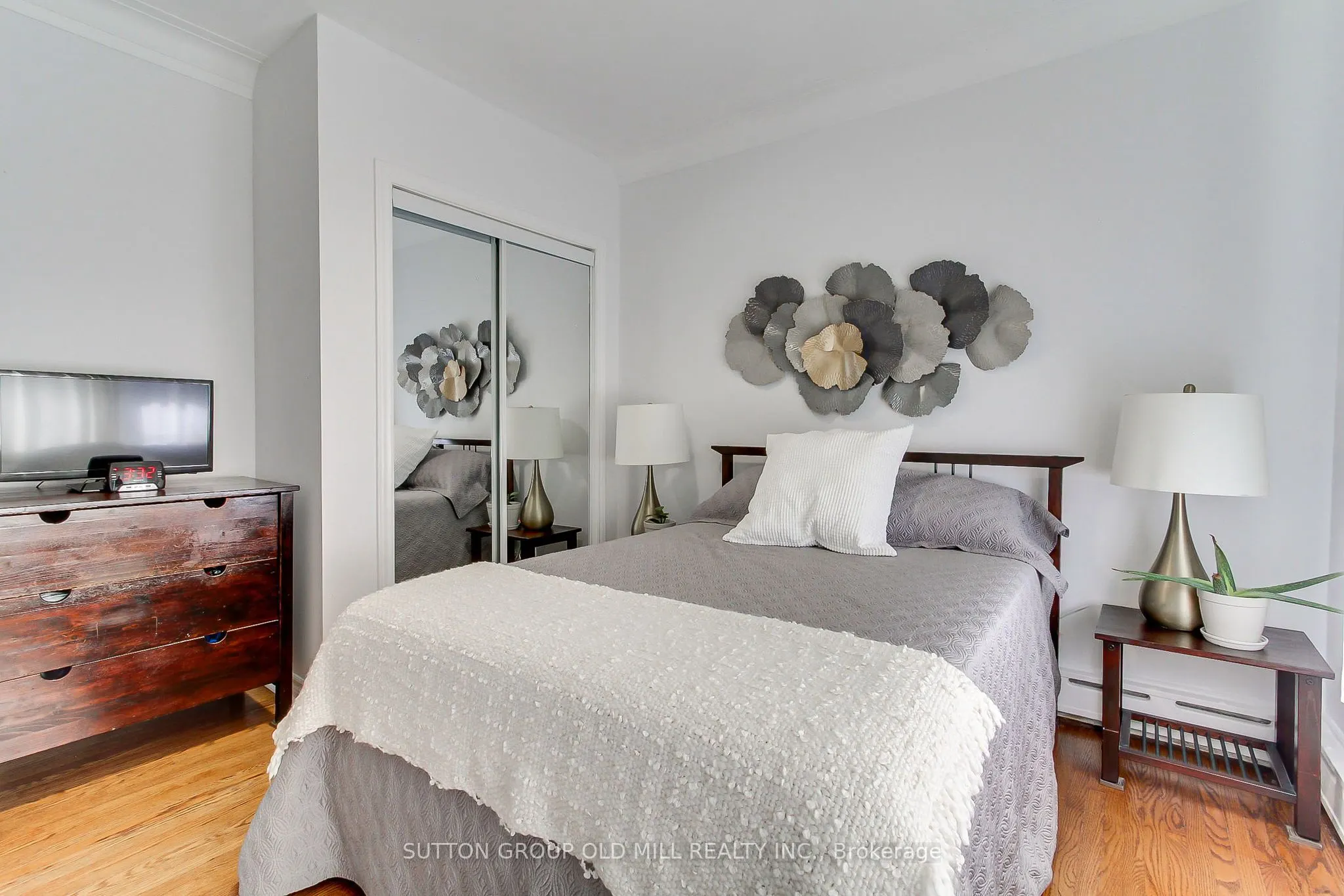 32 Florence Crescent