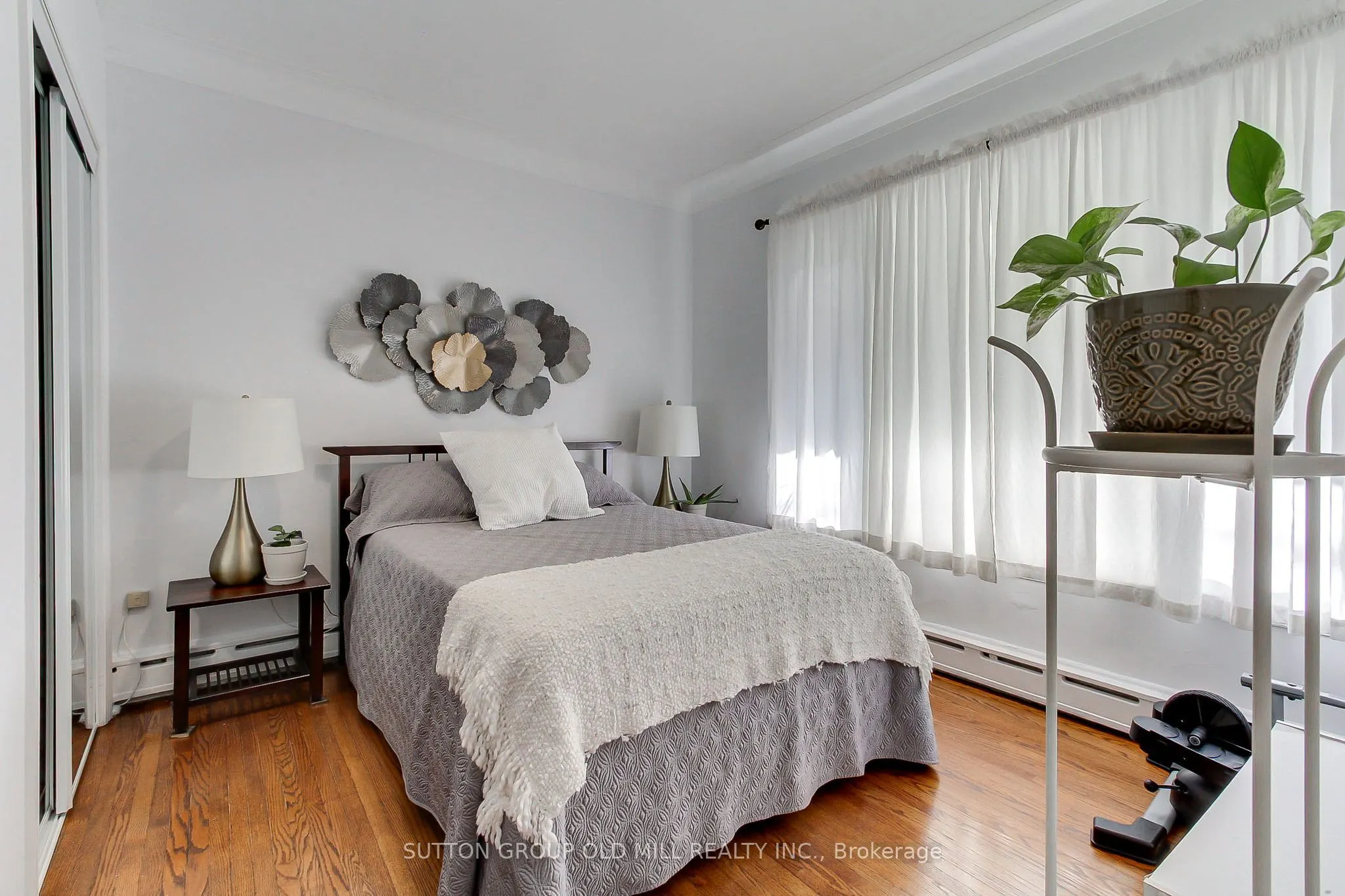 32 Florence Crescent