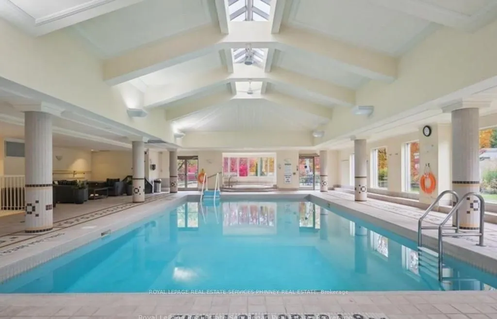 1900 The Collegeway, #807