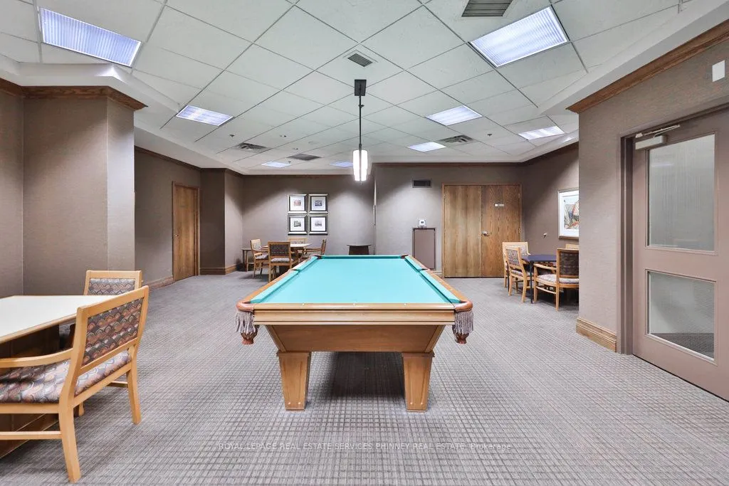 1900 The Collegeway, #807