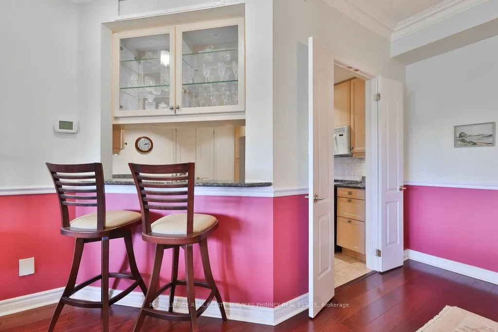 1900 The Collegeway, #807