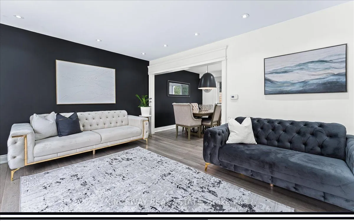 2594 Bromsgrove Road