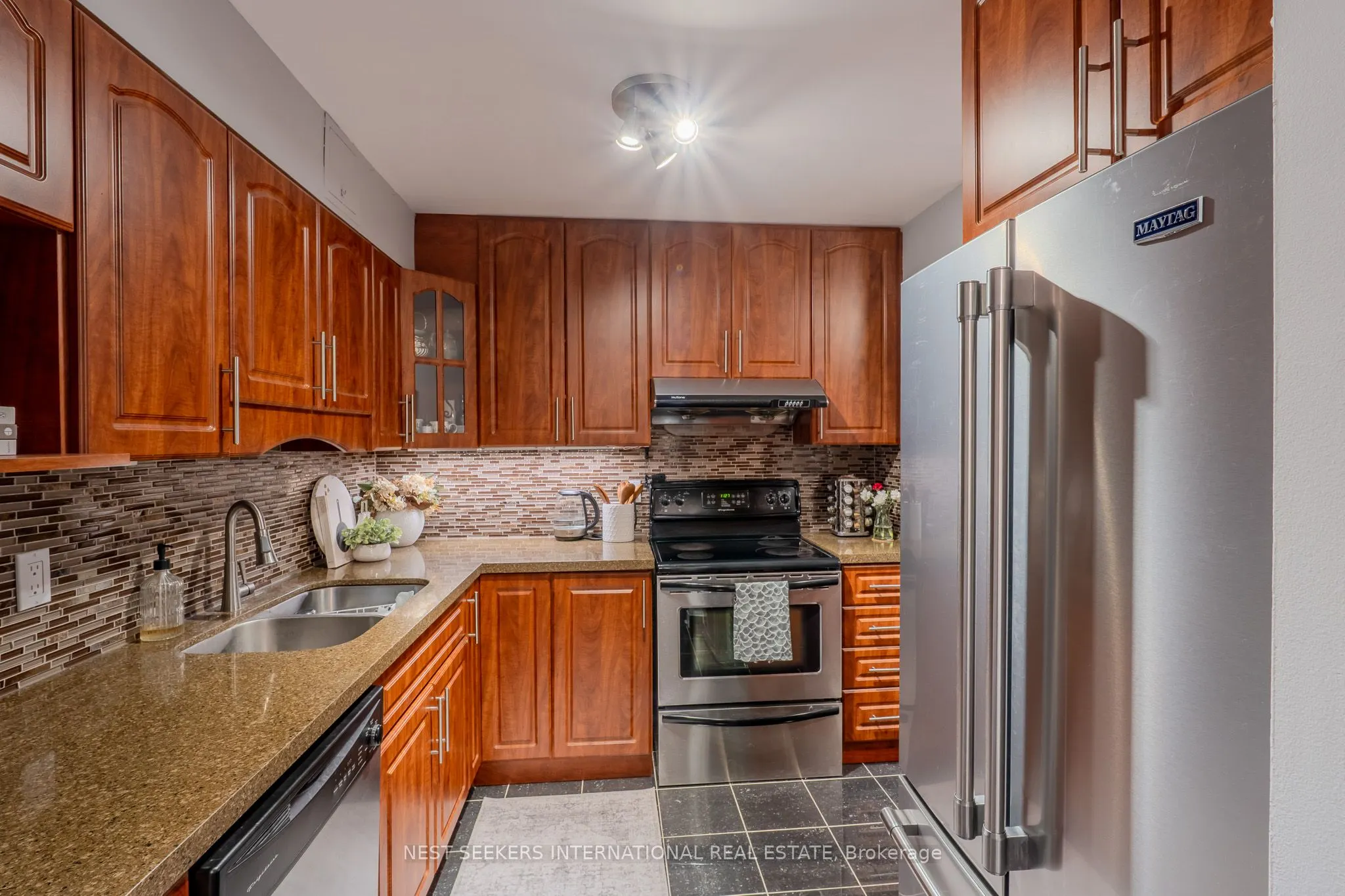 95 Trailwood Drive, #711