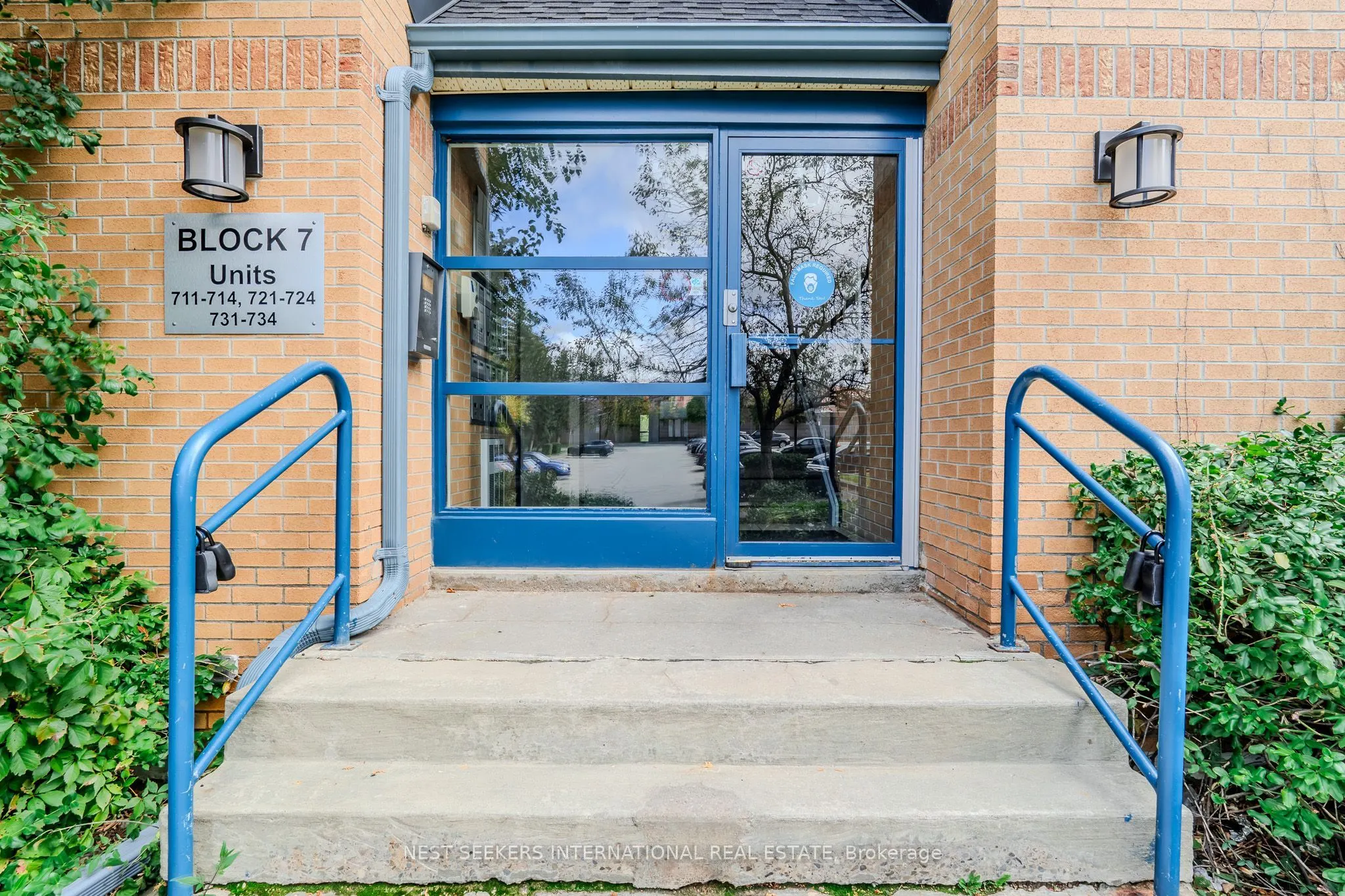 95 Trailwood Drive, #711