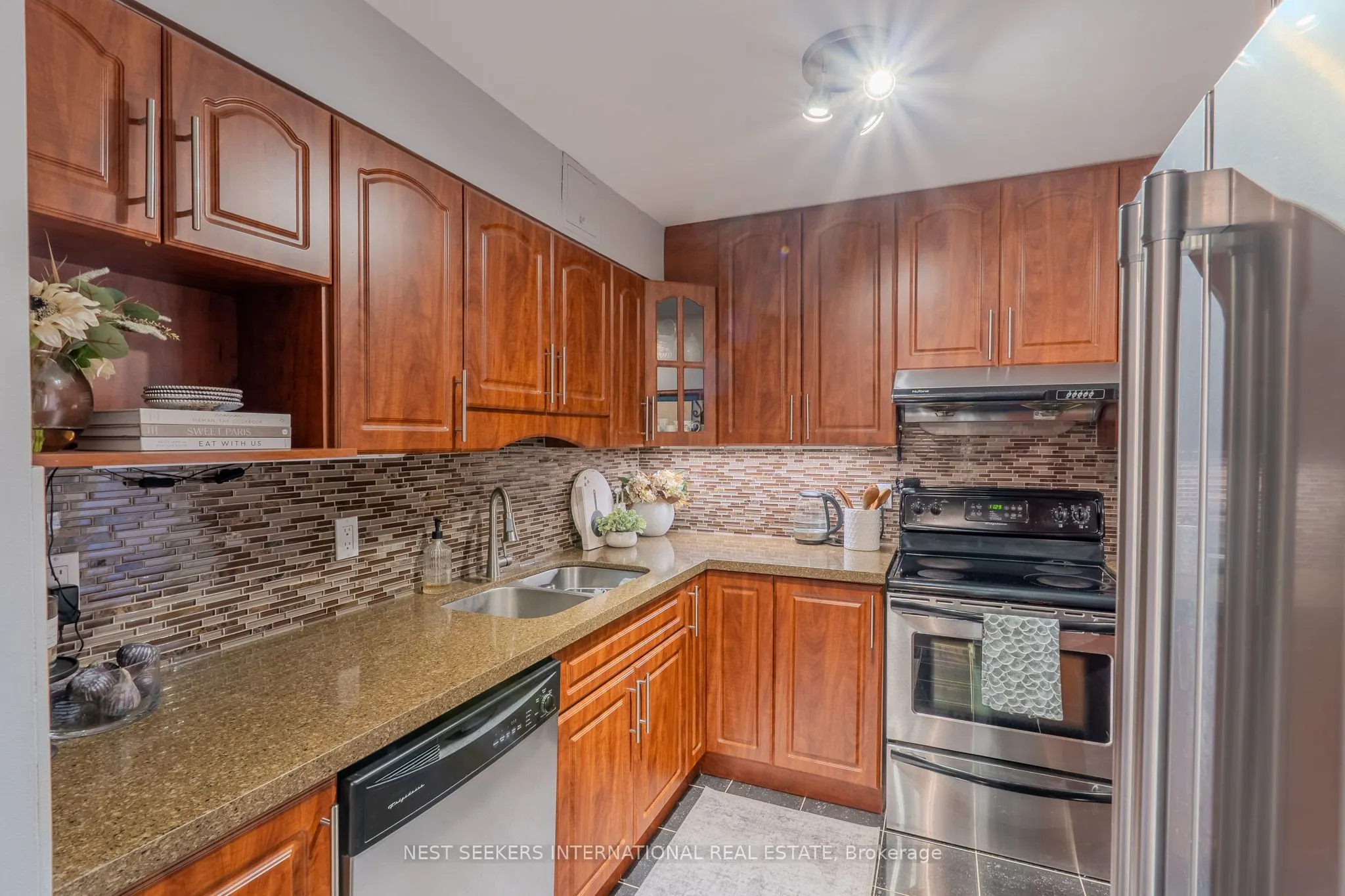 95 Trailwood Drive, #711