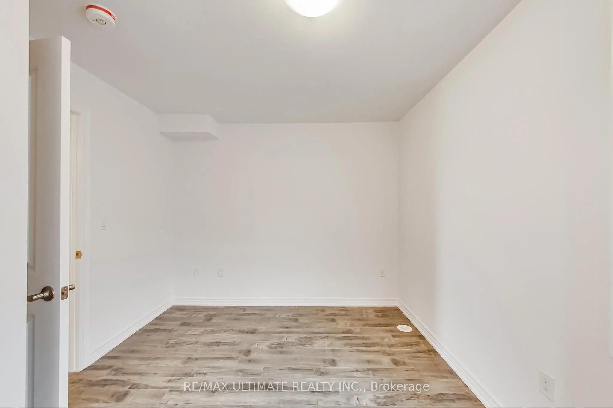 370 Hopewell Avenue, #214