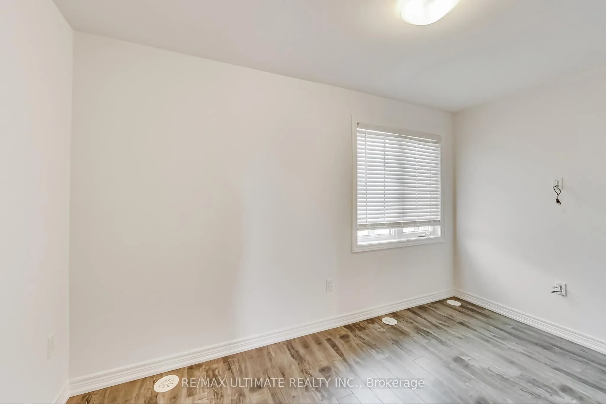 370 Hopewell Avenue, #214