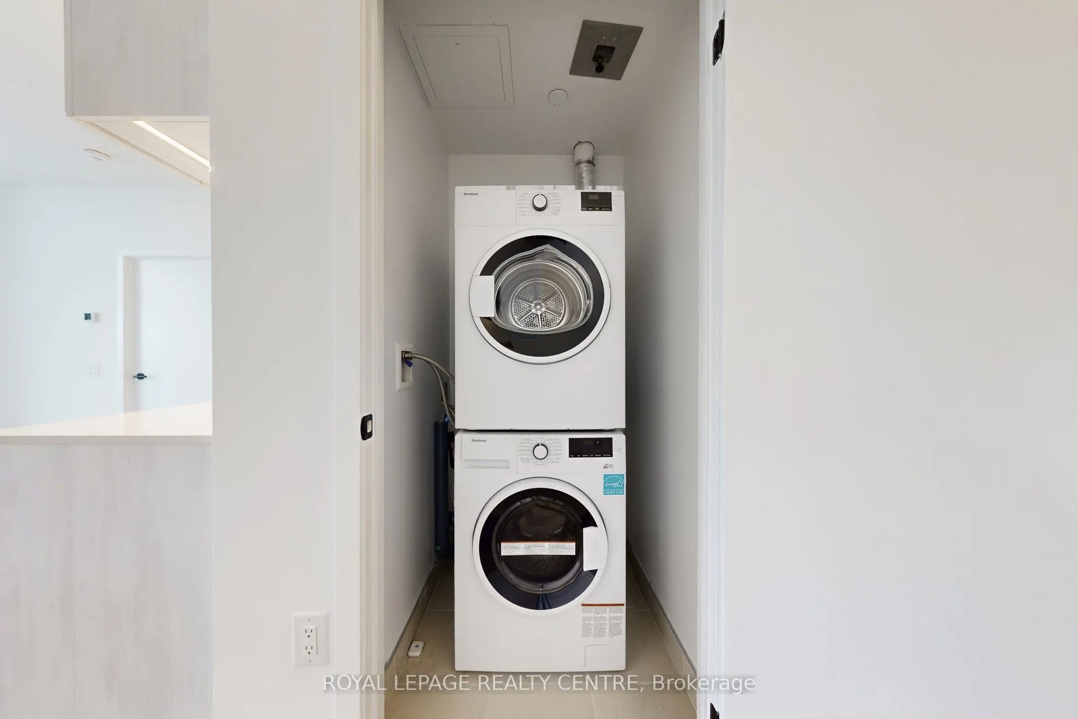 2495 Eglinton Avenue W, #2702