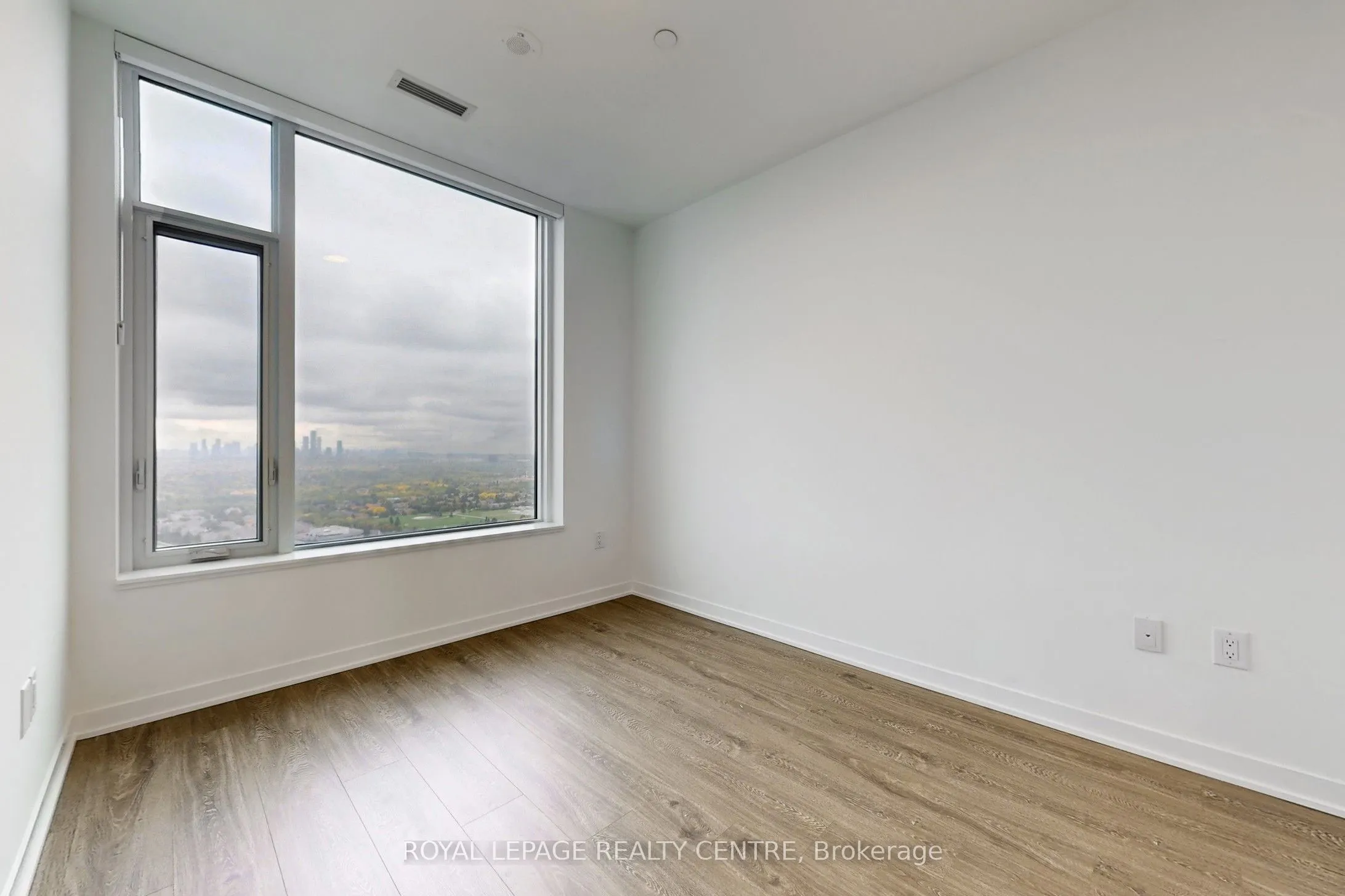 2495 Eglinton Avenue W, #2702