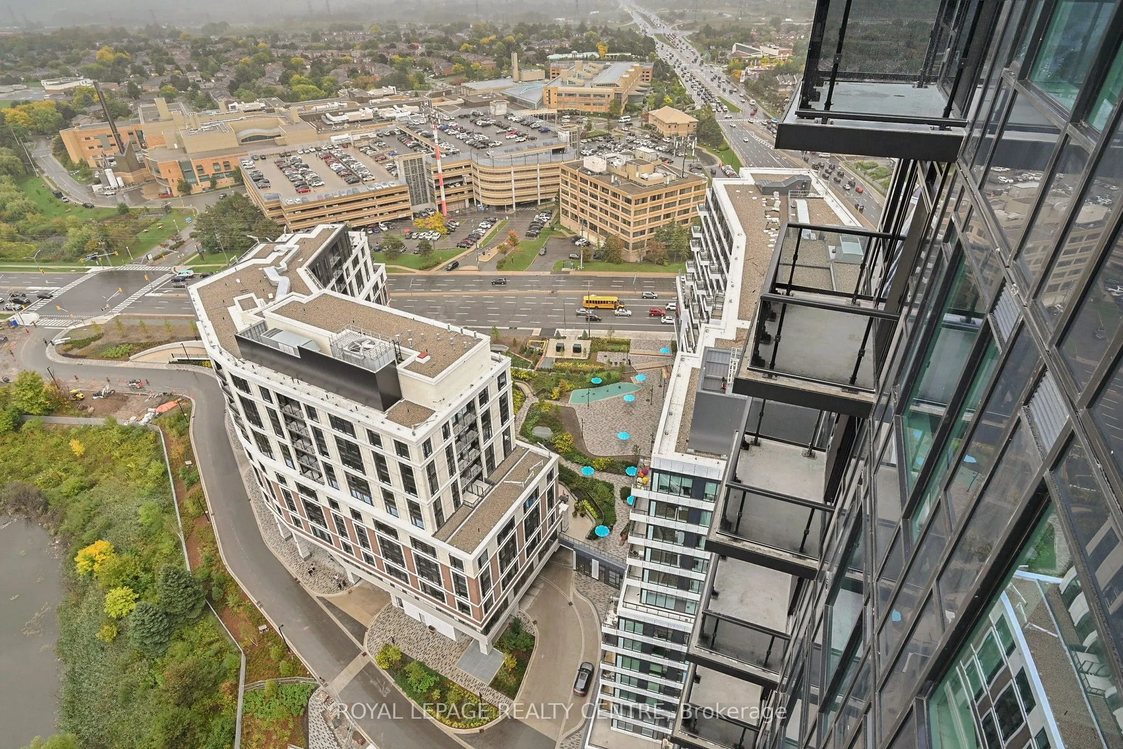 2495 Eglinton Avenue W, #2702