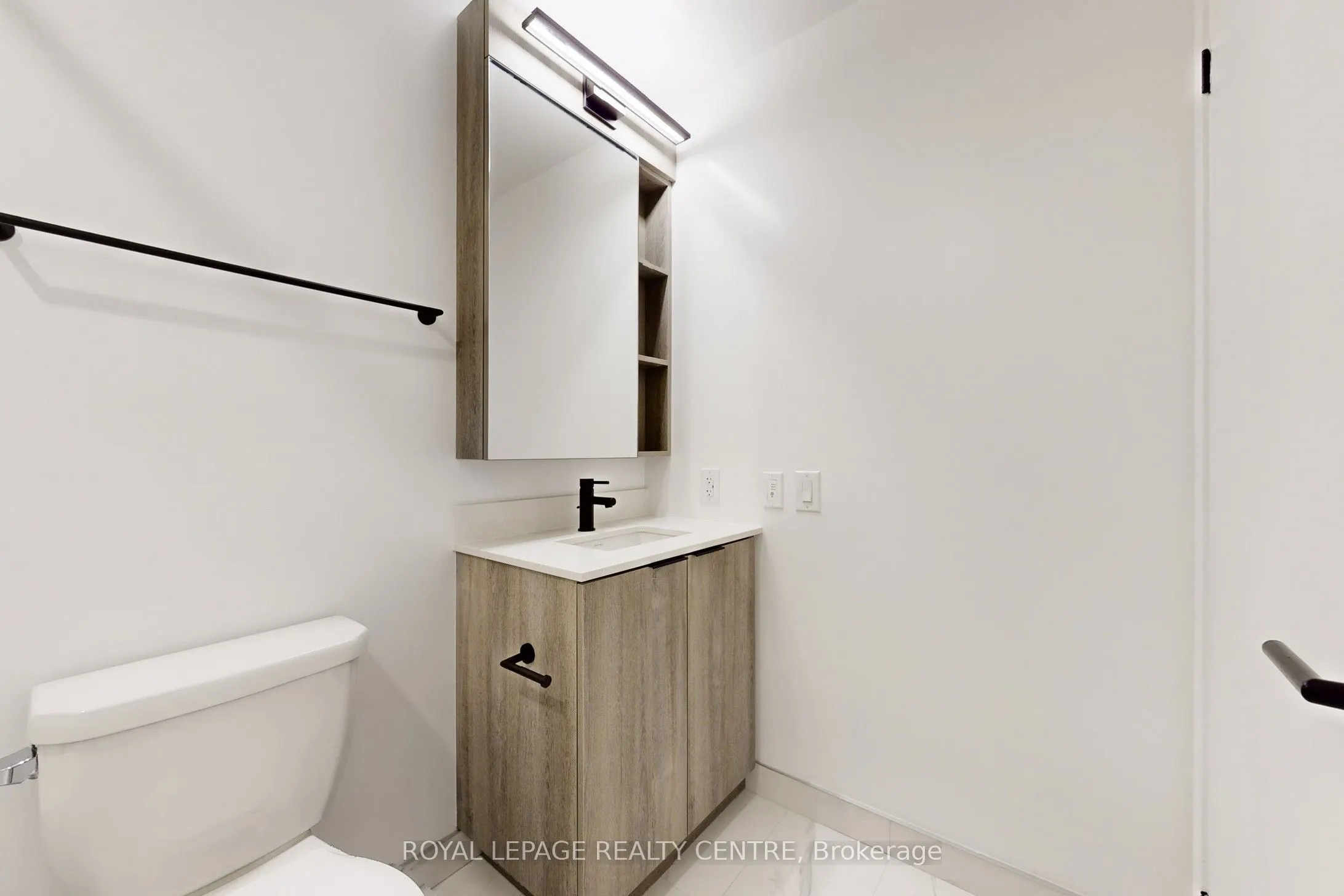 2495 Eglinton Avenue W, #2702