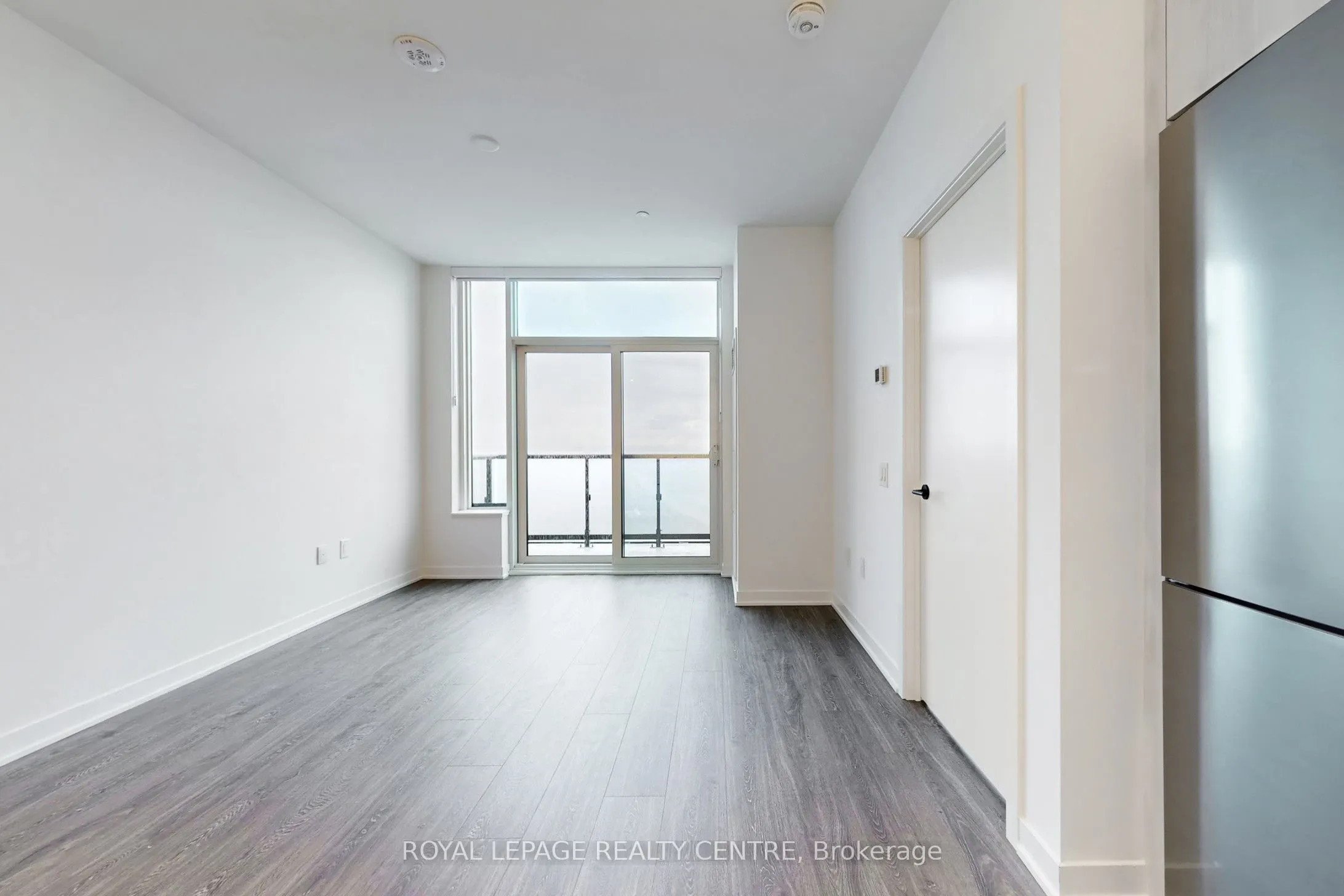 2495 Eglinton Avenue W, #2702